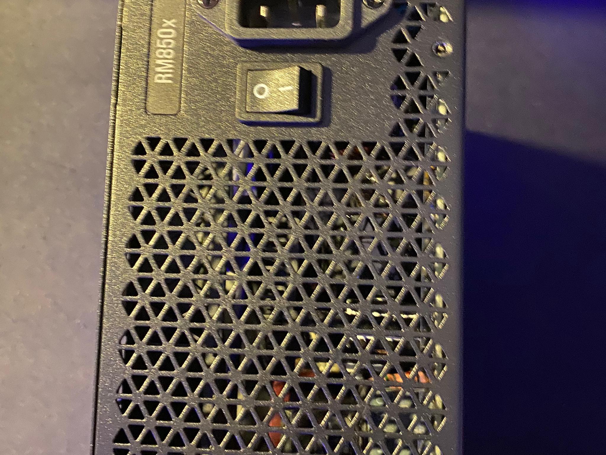 Corsair RMx Series™ RM850x / 850 Watt 80 PLUS Gold Fully Modular ATX PSU