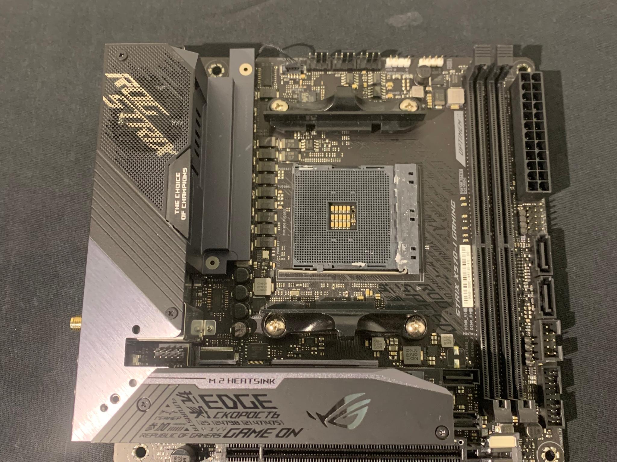 ASUS ROG Strix X570-I Gaming