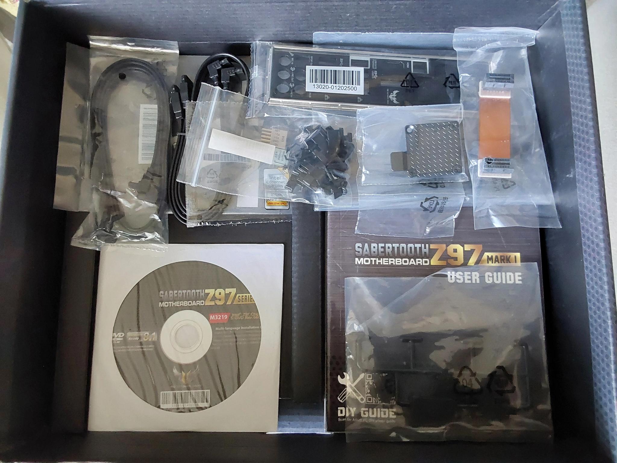 ASUS INTEL Z97 SABERTOOTH LGA1150 DDR3 ATX MOTHERBOARD (COMPLETE!)