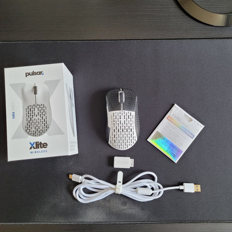 Pulsar Xlite V2 Mini Wireless Gaming Mouse - White