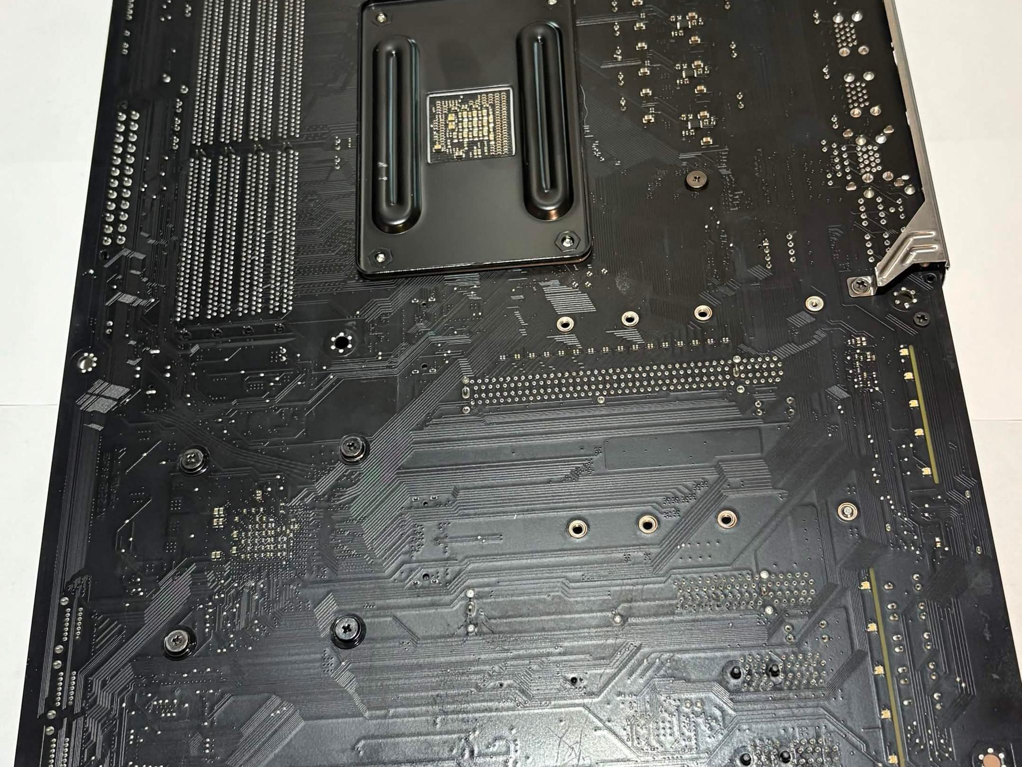 Gigabyte AORUS X570 Elite AM4 Motherboard Tested Working