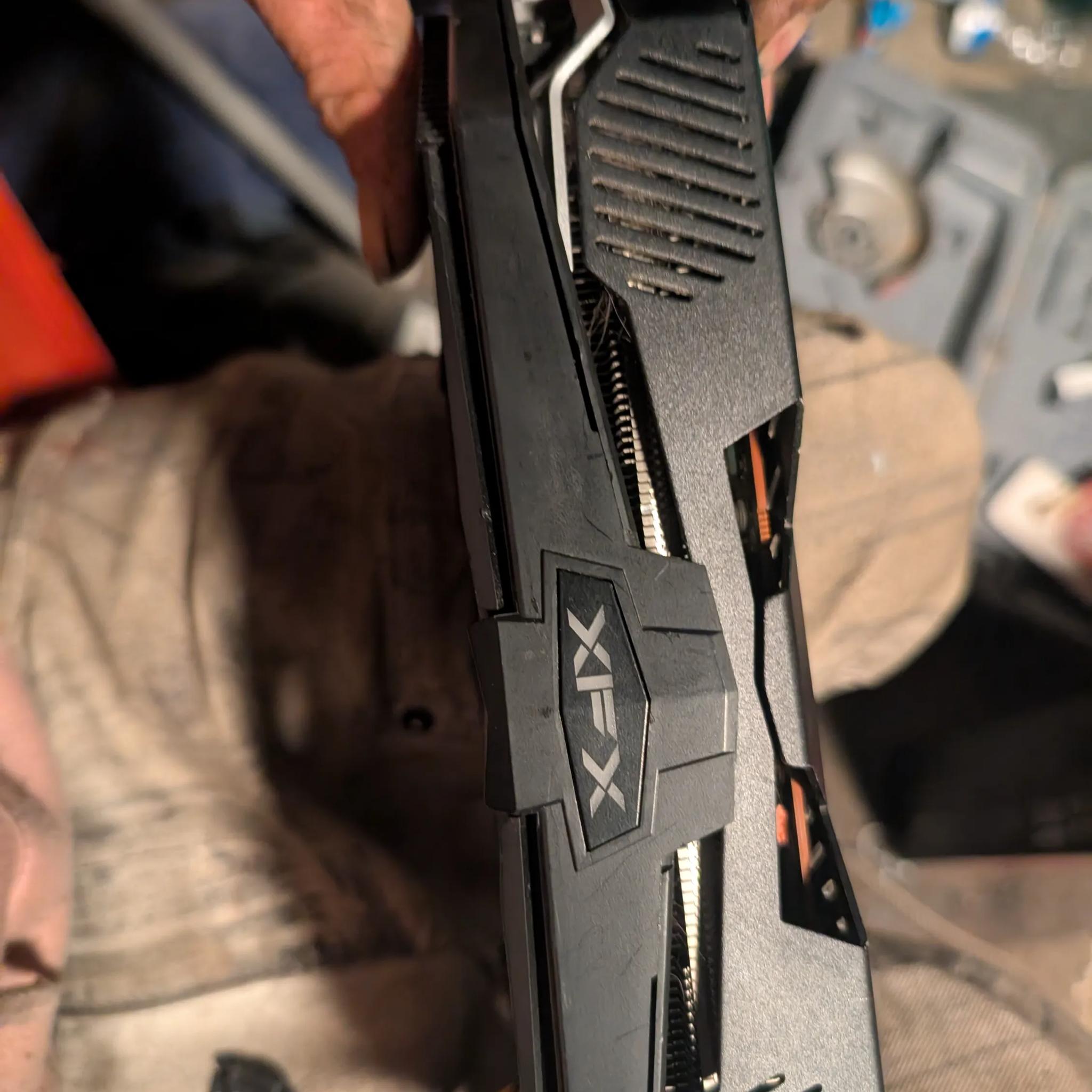 XFX 5700rx XT 8 gb