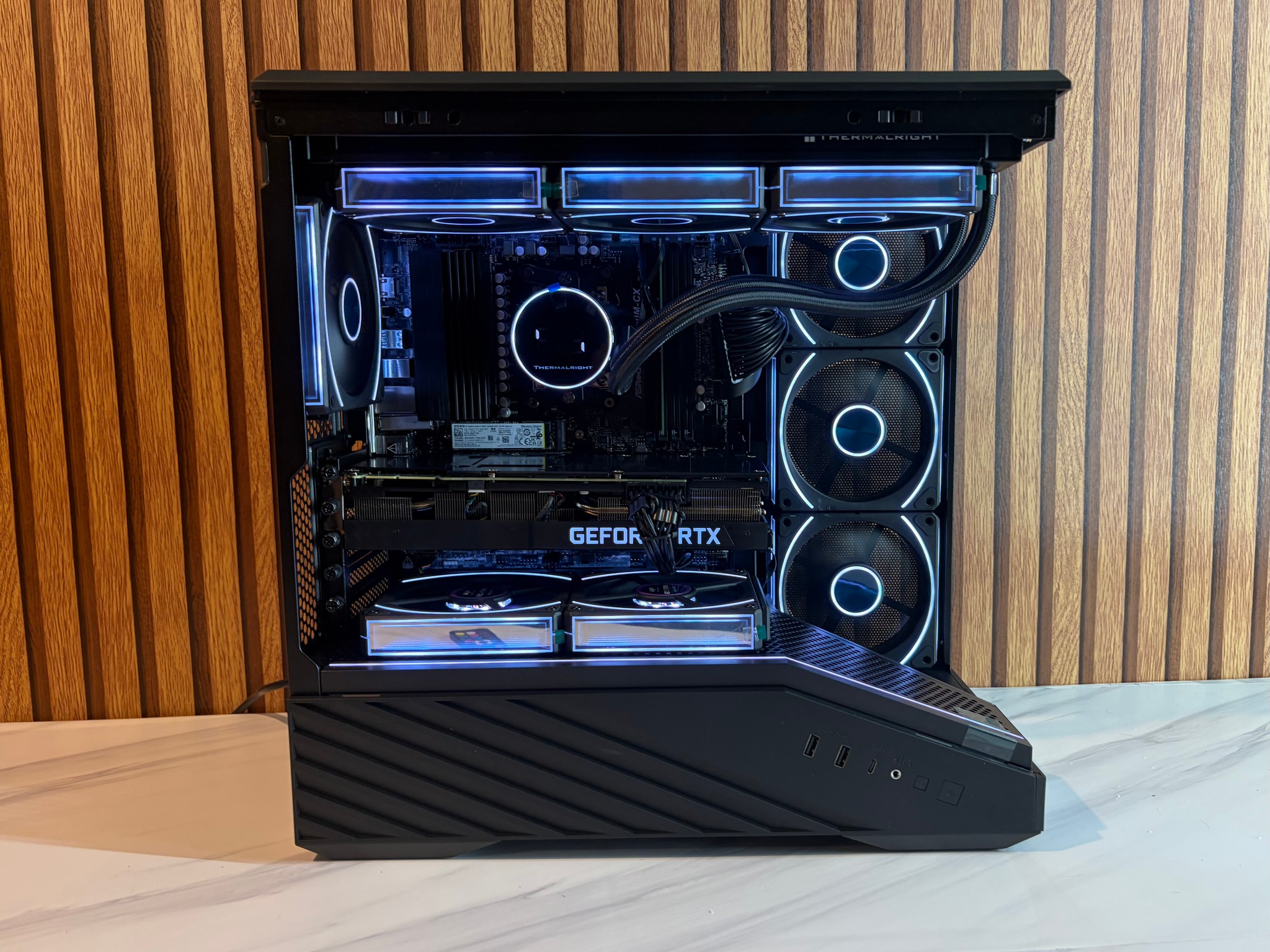 RTX 3090 24GB | RYZEN  7 7800X3D | 16GB DDR5 | 1TB NVME | 360MM AIO | 850W