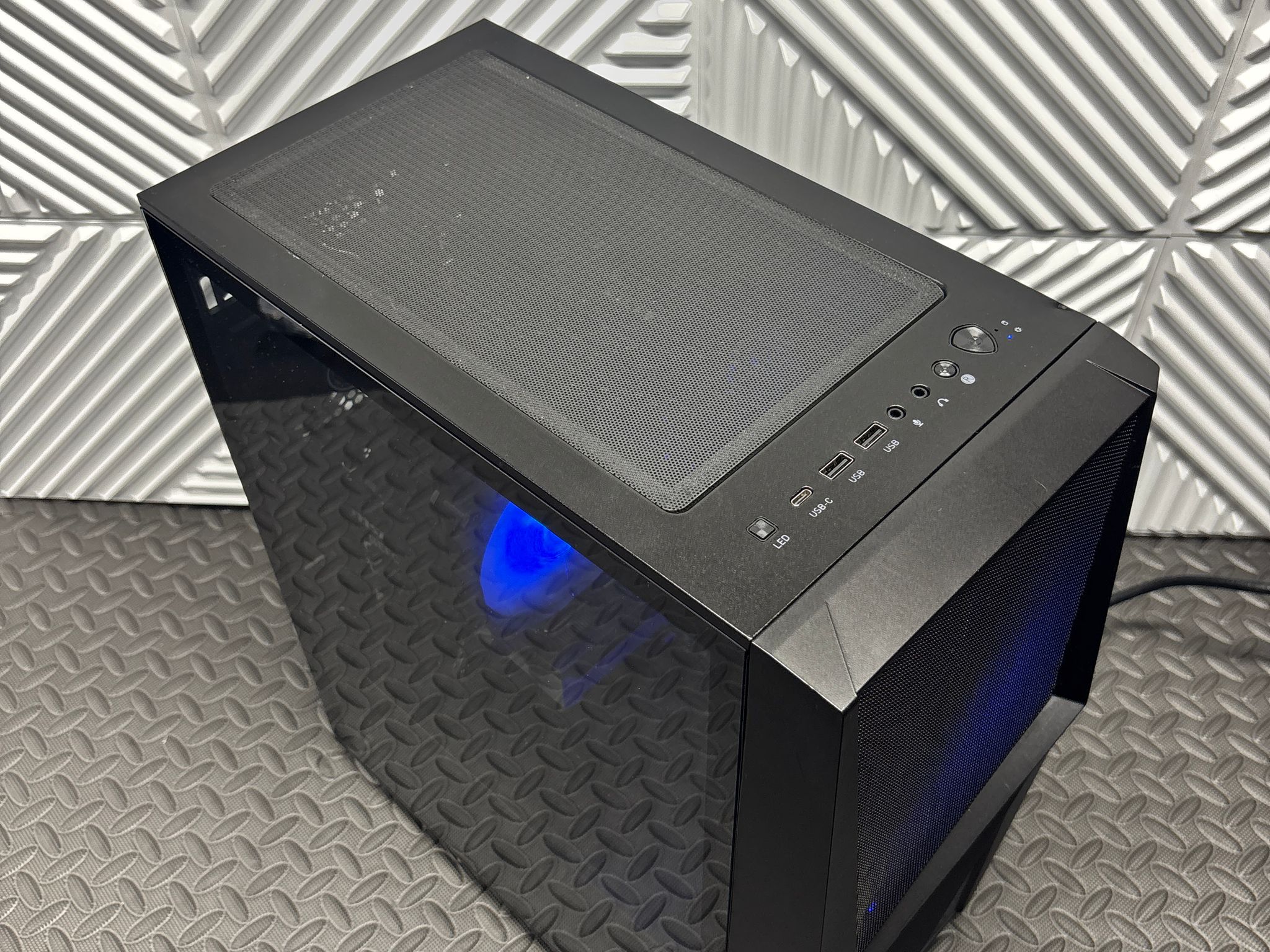 Ryzen 7 8700F | RTX 5050 8GB | 16GB DDR5 6000MHz | 1.25 TB Storage |  WiFi 6 Gaming PC