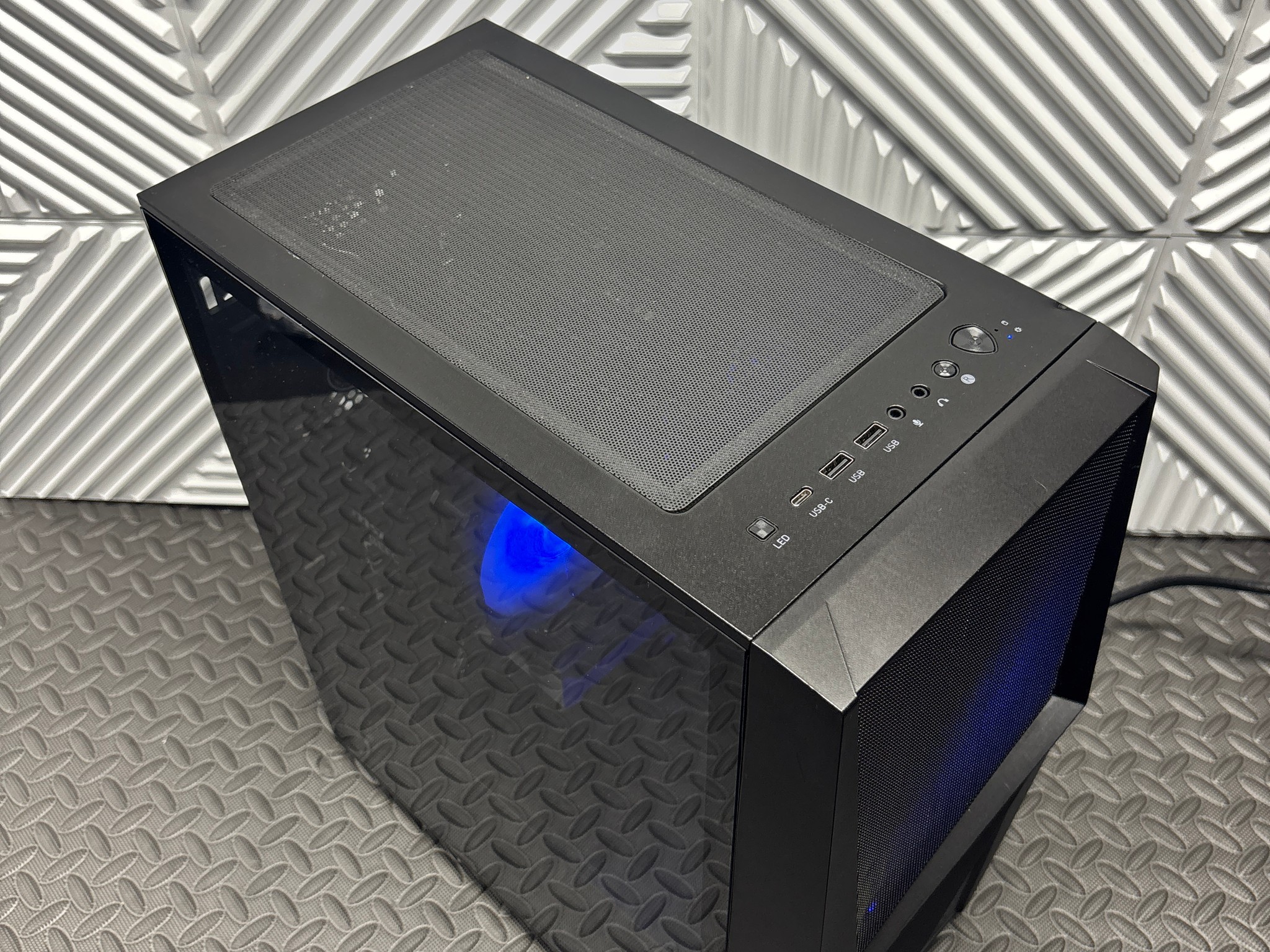Ryzen 7 8700F | RTX 5050 8GB | 16GB DDR5 6000MHz | 1.25 TB Storage |  WiFi 6 Gaming PC