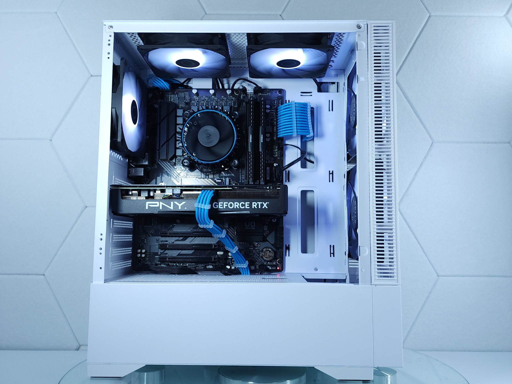 💙RTX 4070●Core i5 12400F●1440p Gaming Computer