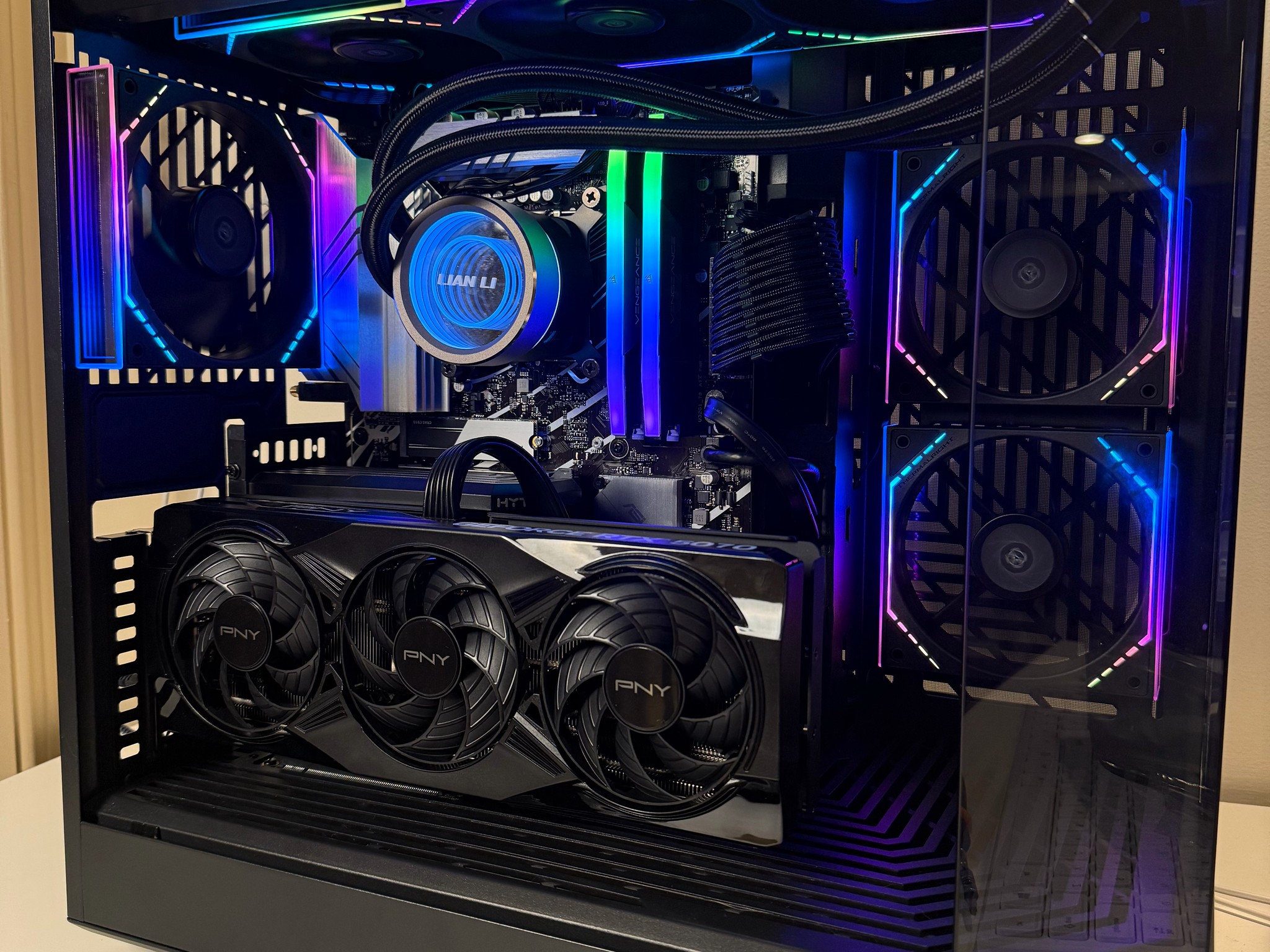RTX 5070 | Intel i5 14600K | 32gb DDR5 | 1tb NVME 🖤