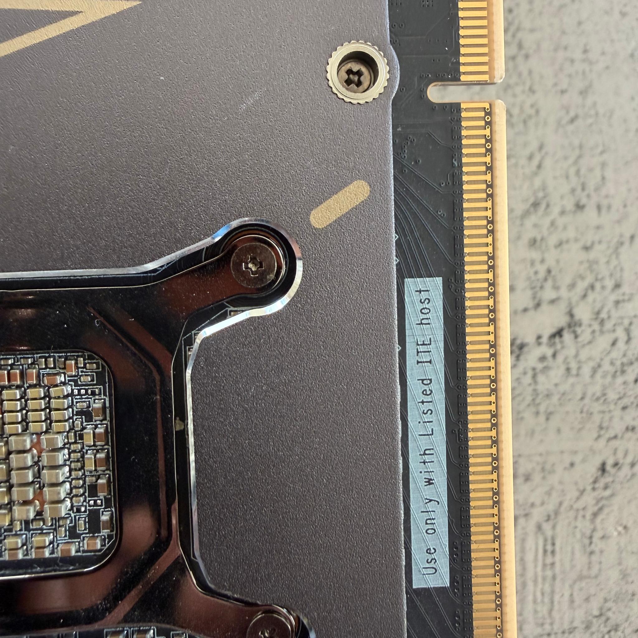 ZOTAC GAMING GeForce RTX 5080 SOLID CORE