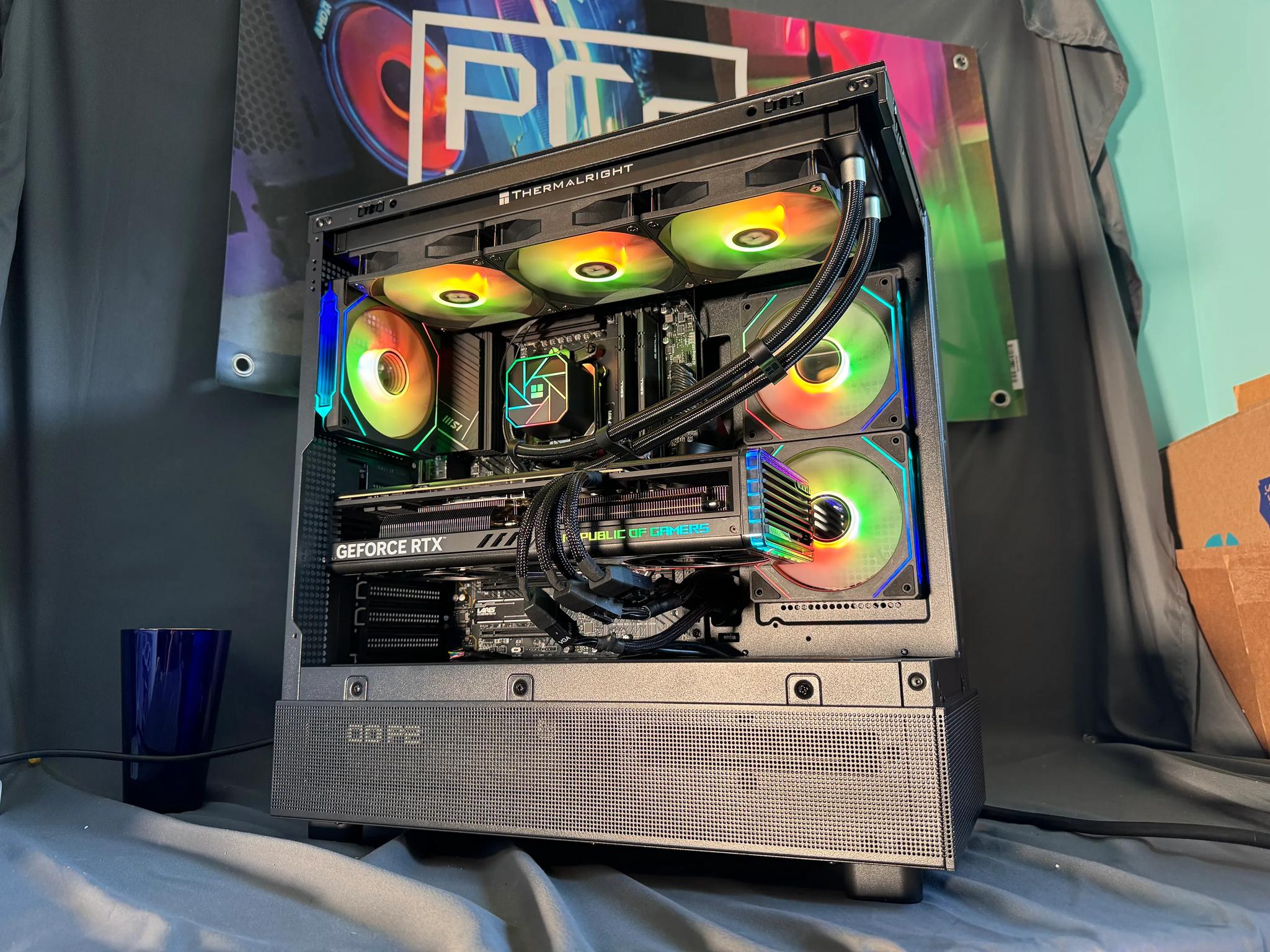 RTX 4070TI Strix Ryzen 7700X Gaming PC