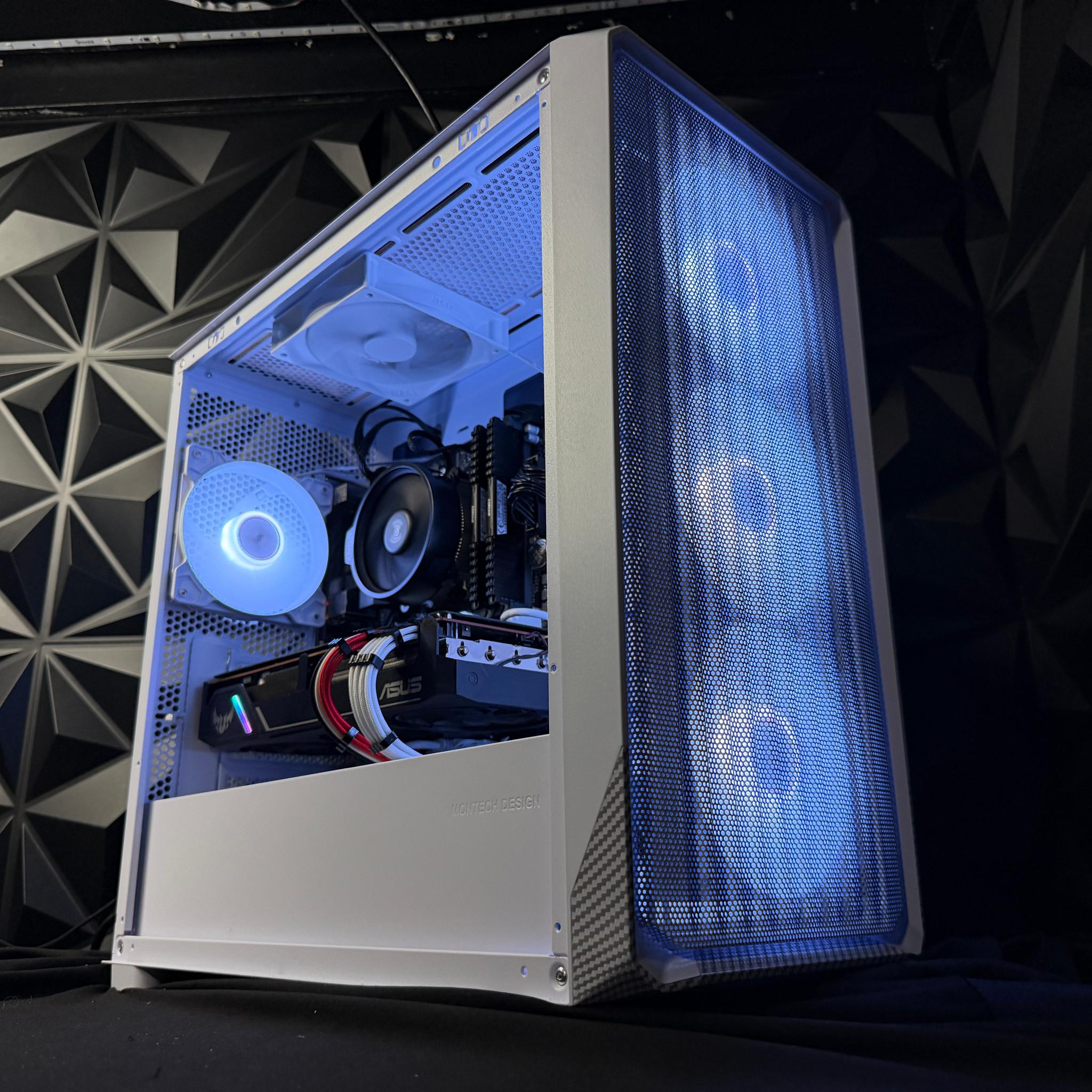 🔴⚡ RED FIBER ⚡🔴 Ryzen 5 5500| RX 5700XT| 16 GB DDR4| 750 GB NVMe| 650W Gold PSU
