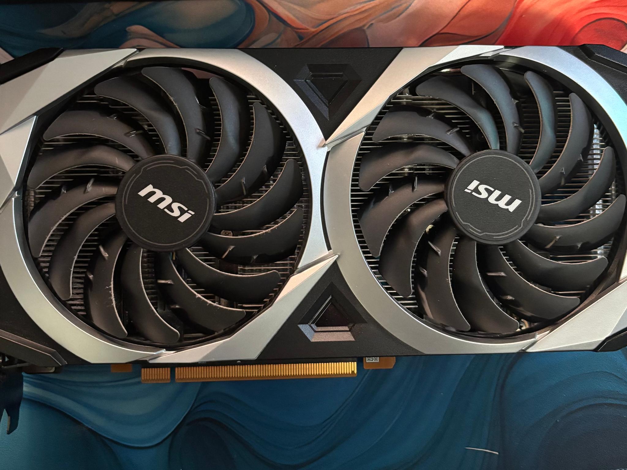 AMD Radeon RX 6600 XT - Image 1