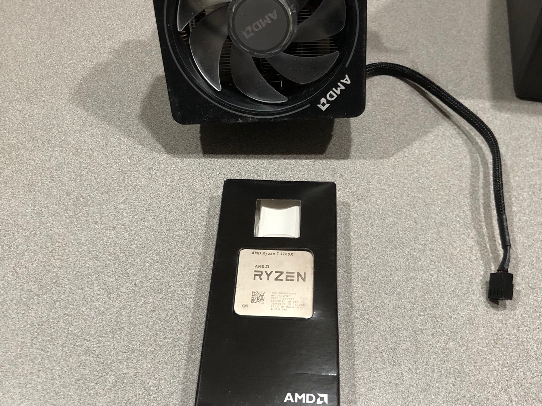 AMD Ryzen 7 3700X