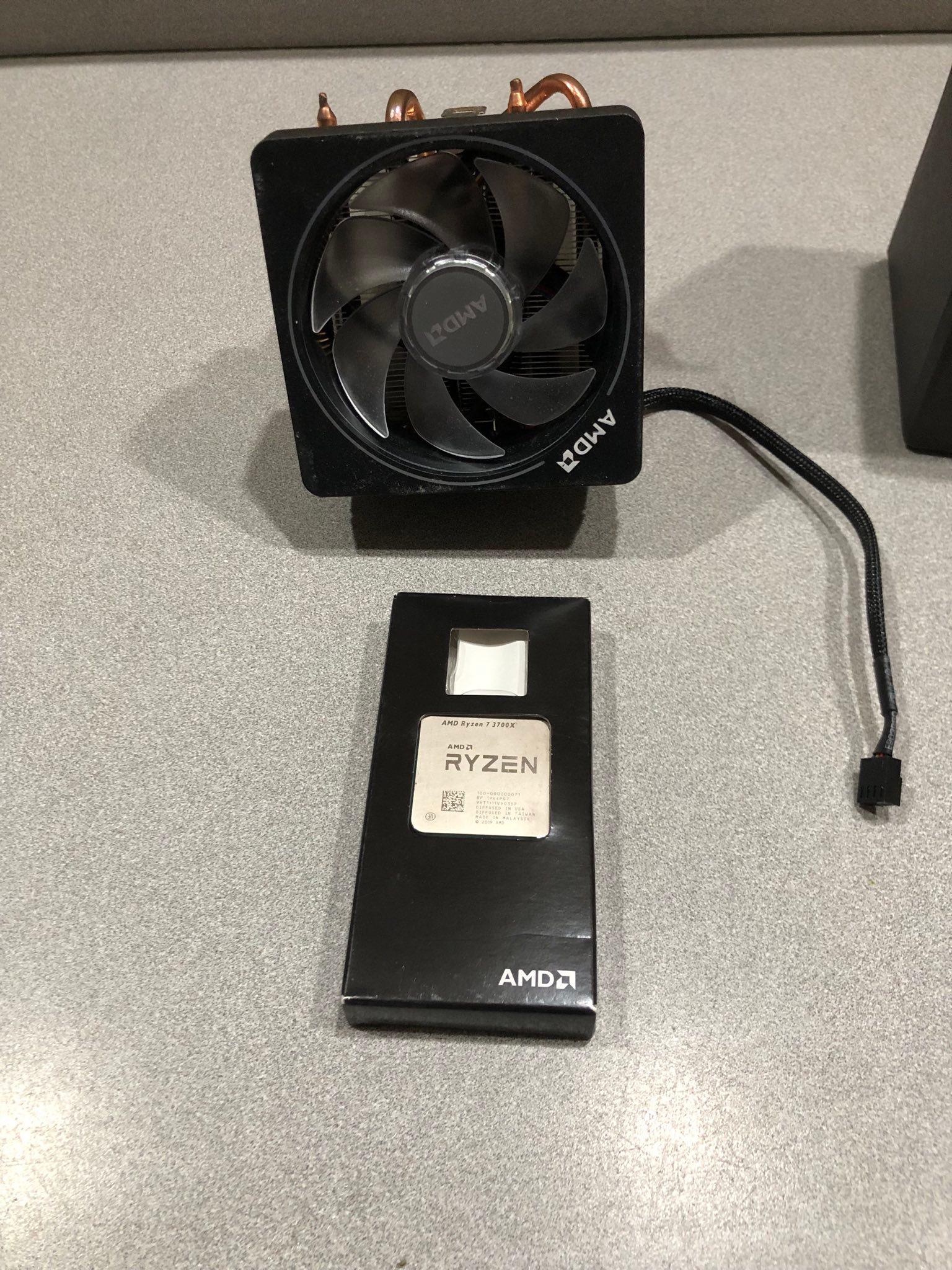 AMD Ryzen 7 3700X