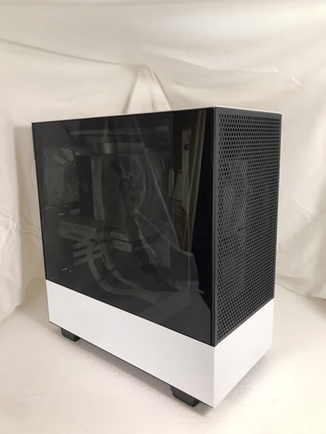 SNOW WHITE! NEW CUSTOM PC - RYZEN 7 - WHITE RTX 3060 Ti!