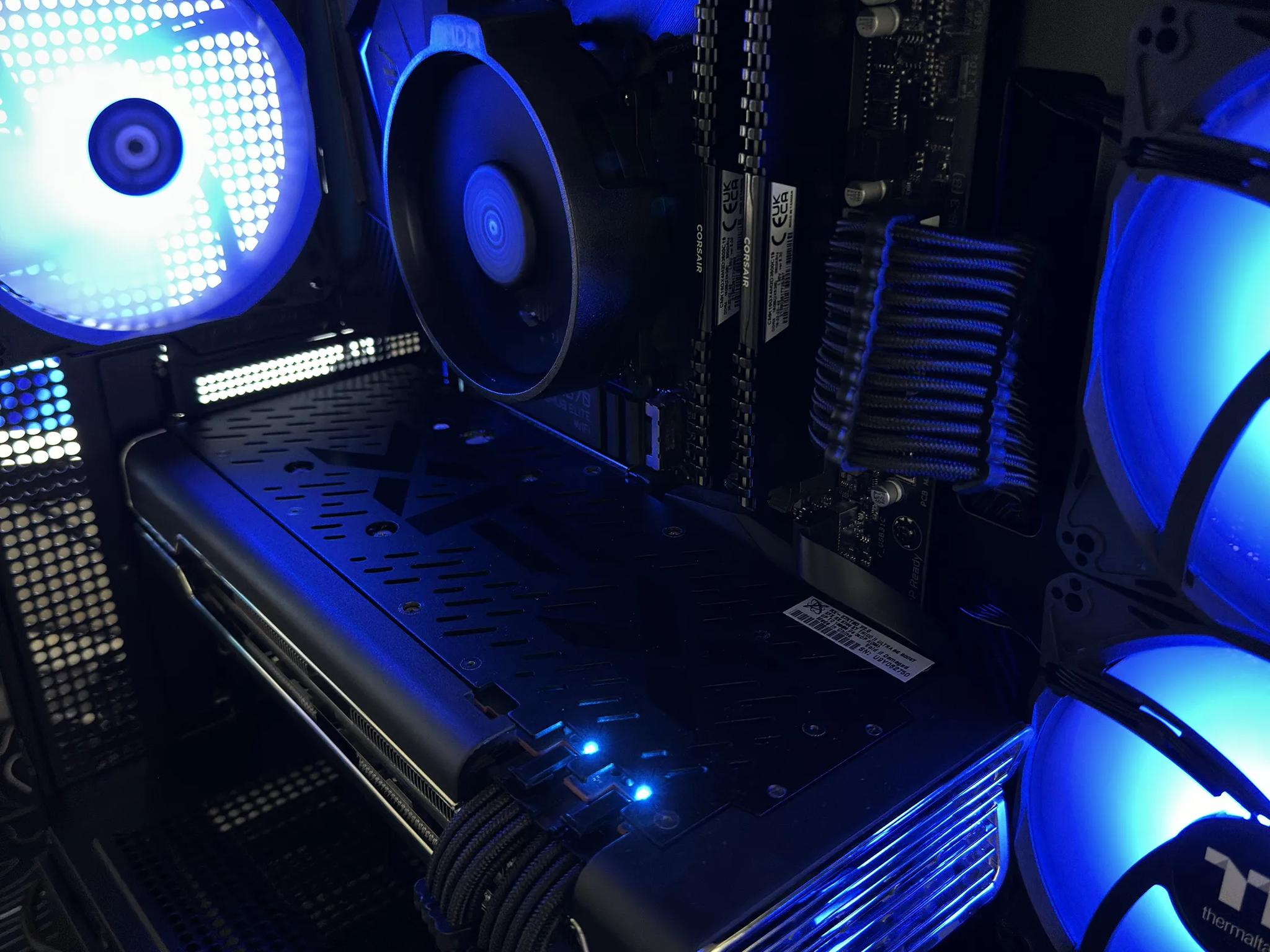Gaming PC (Ryzen 5 3600 + Radeon RX 5700 XT + 16GB ram)