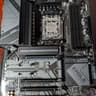 AMD Ryzen 9 7950X3D + B650 Bundle