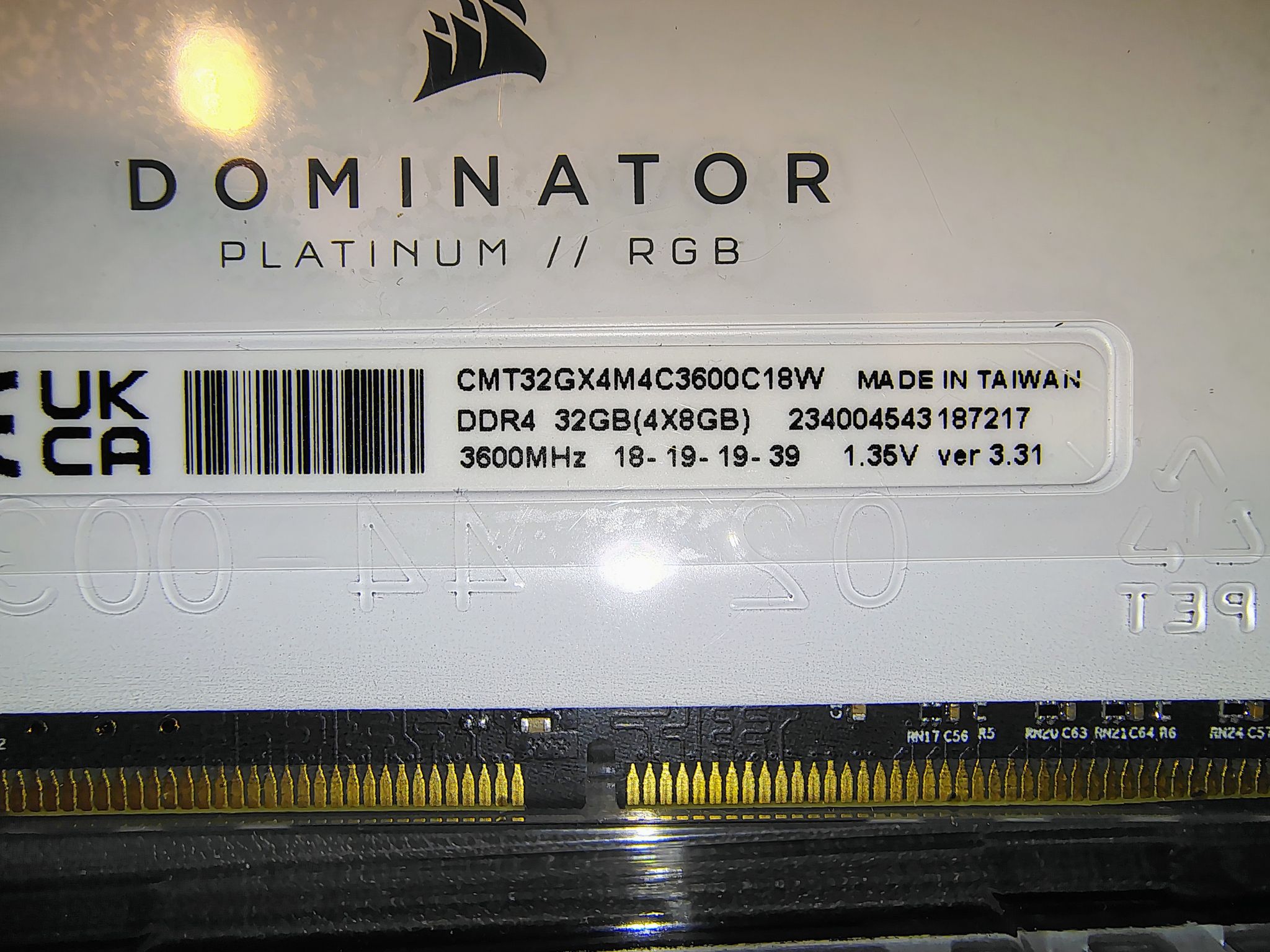 32GB White Corsair Dominator Platinum RGB (4 x 8GB)
