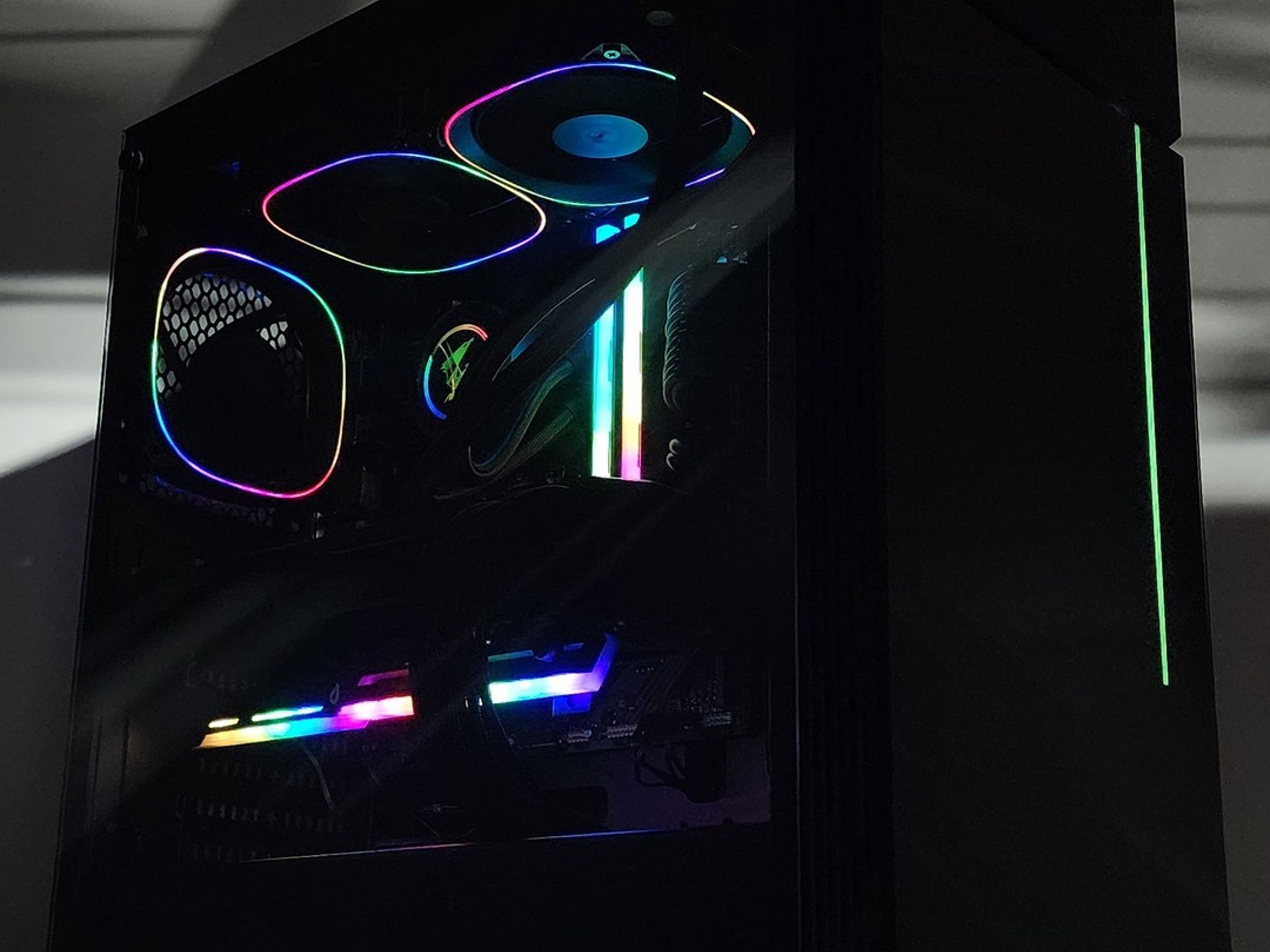 Gaming PC Ryzen 7 7700 32GB RAM 2TB SSD RX 7900 XT 20GB Windows 11 Computer