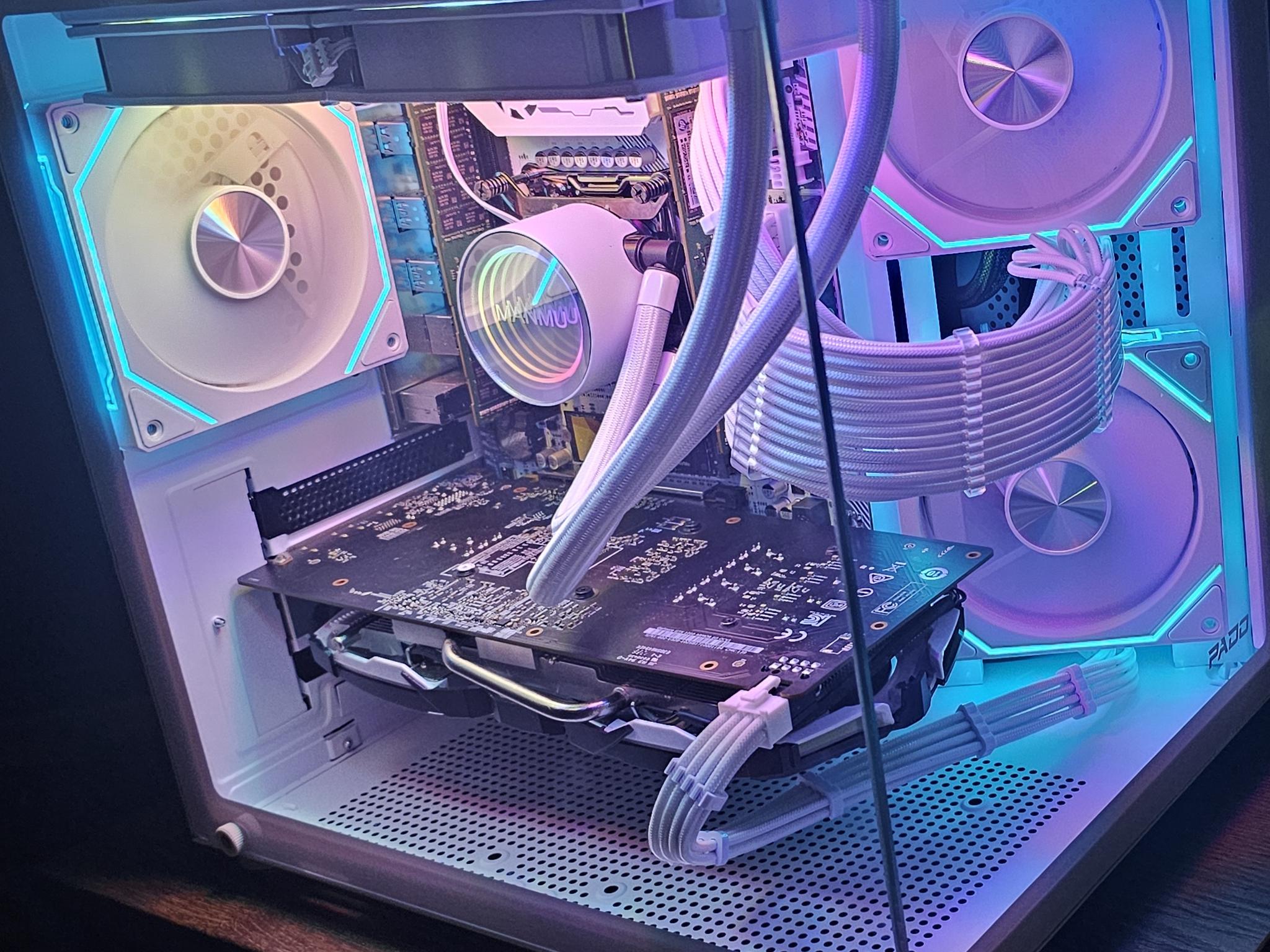 Fresh White build! Budget Gaming PC