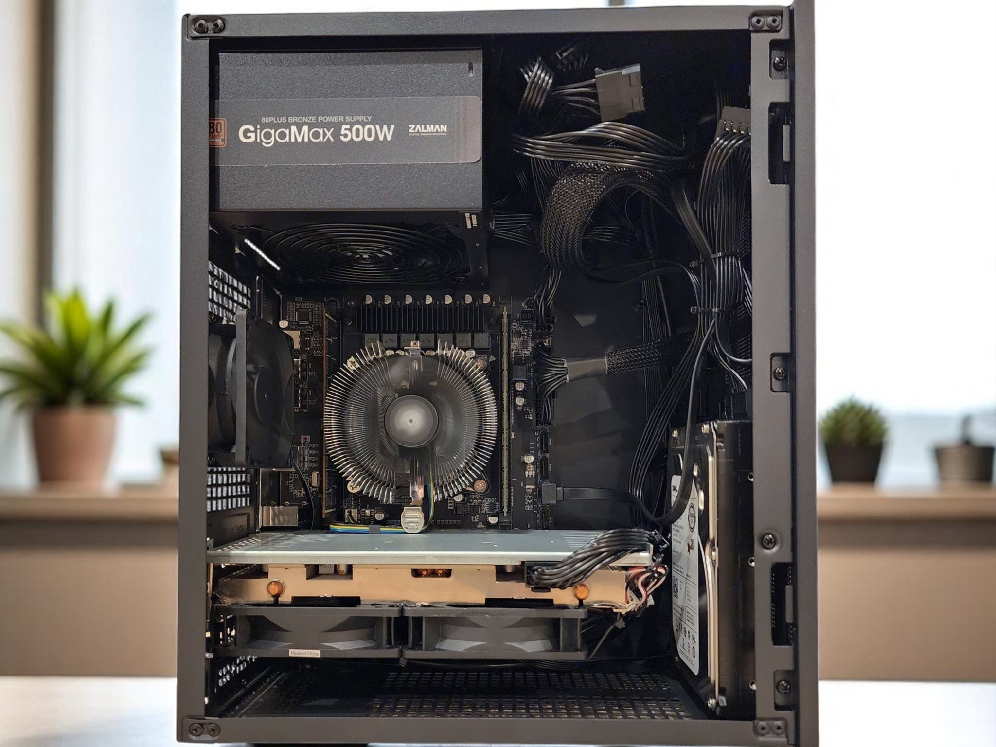 ⚡ Radeon Gaming PC | RX 580 2048SP, Intel 8-Core Xeon, 16GB RAM, 256GB M.2 + 320GB, WIFI, WIN 10 Pro