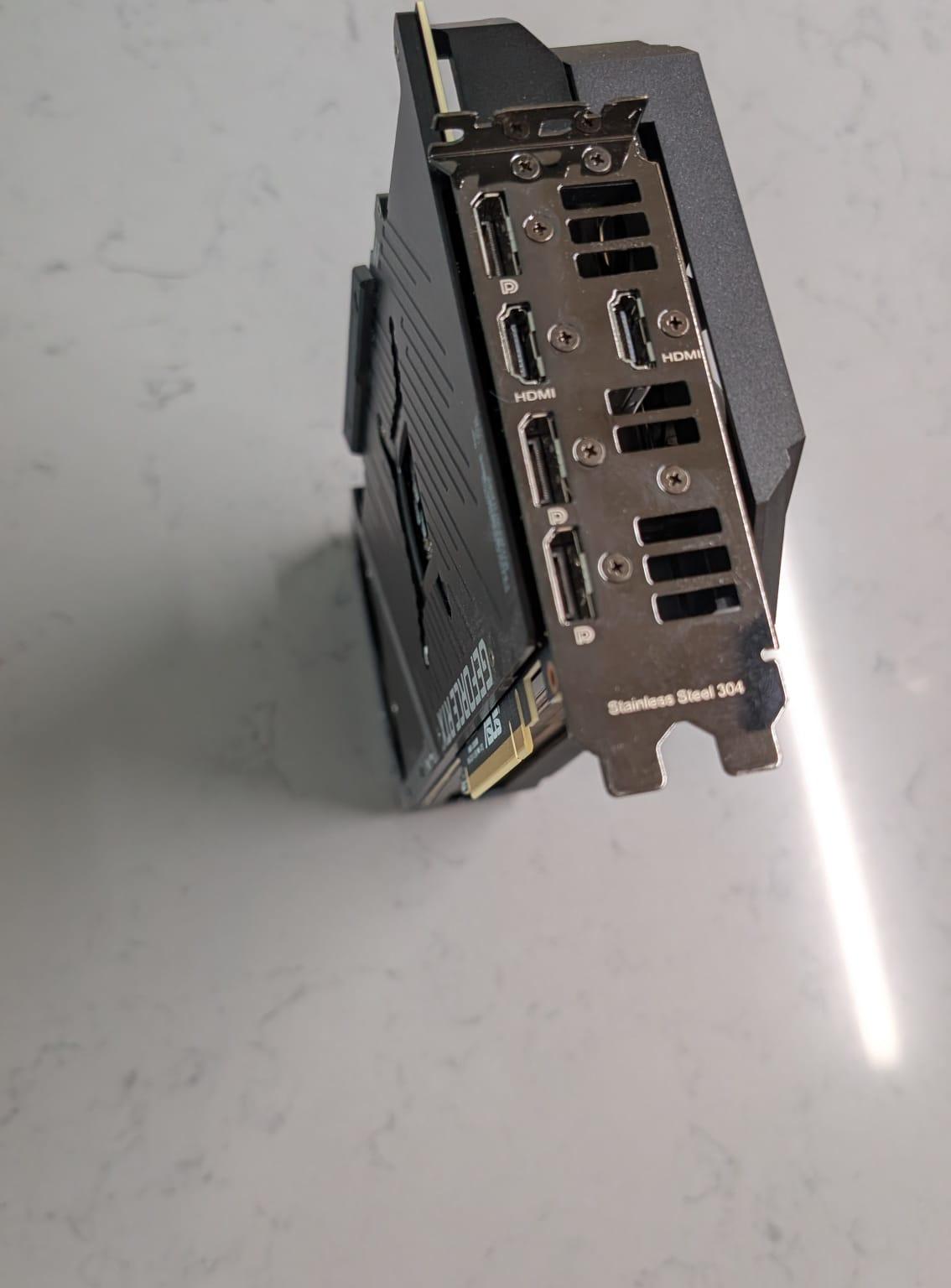 Clean and well-maintained - ASUS ROG Strix 3070 8GB