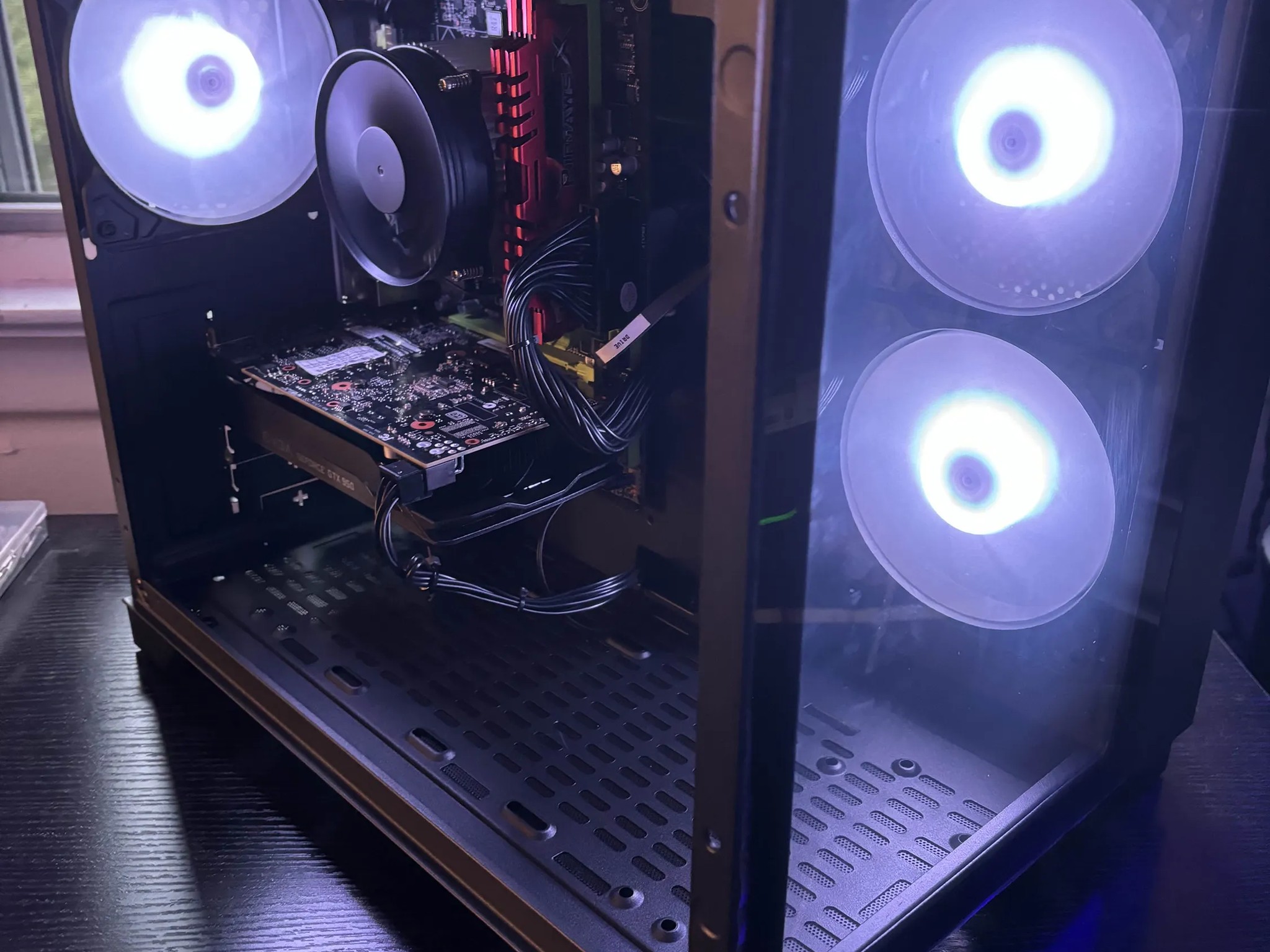 GAMING PC i5 16GB NVIDIA GTX 950 RGB Lighting RGB Fans Computer