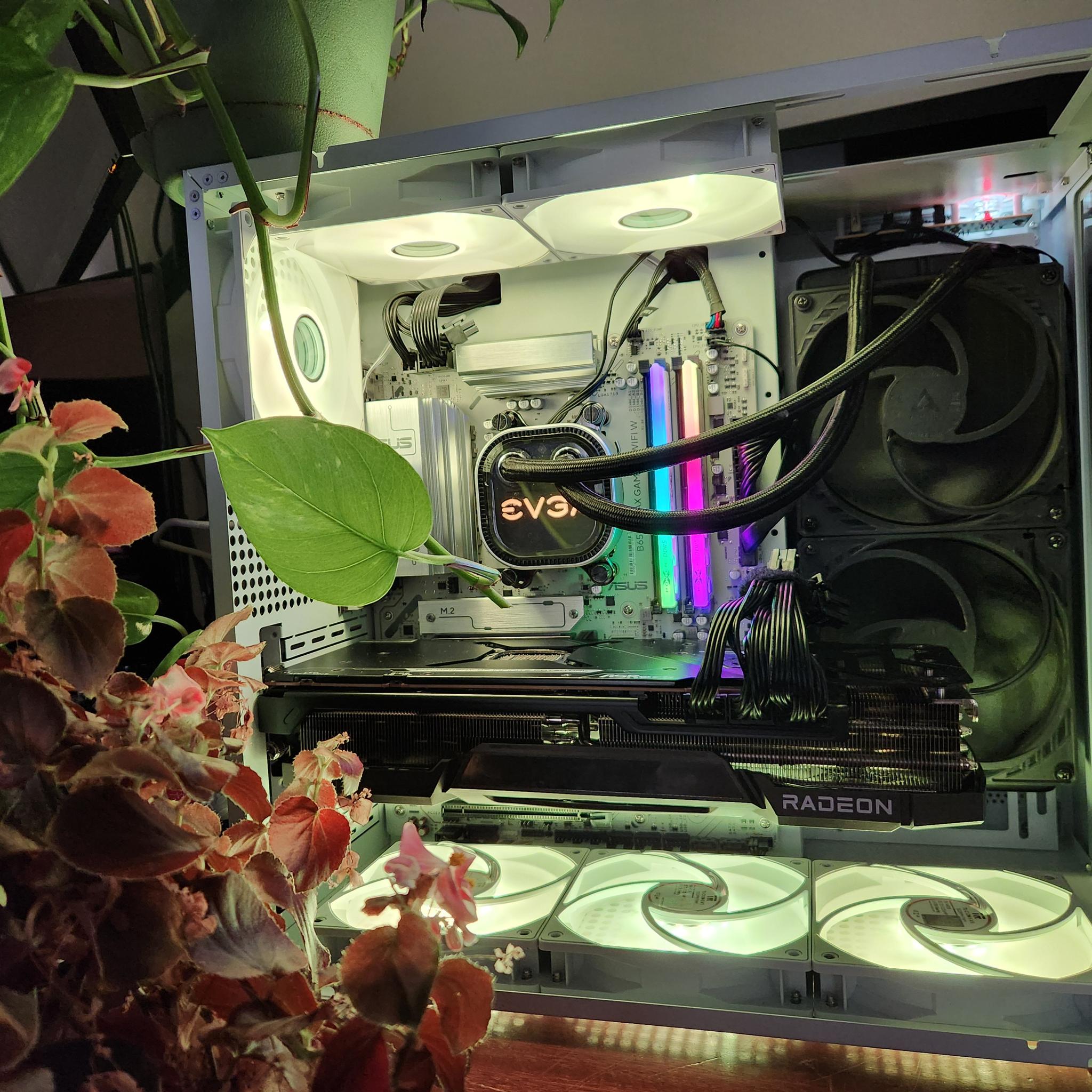 32 Gb ram, 9070 XT paired with a brand new 9600x, ASUS B650E Max Gaming wifi