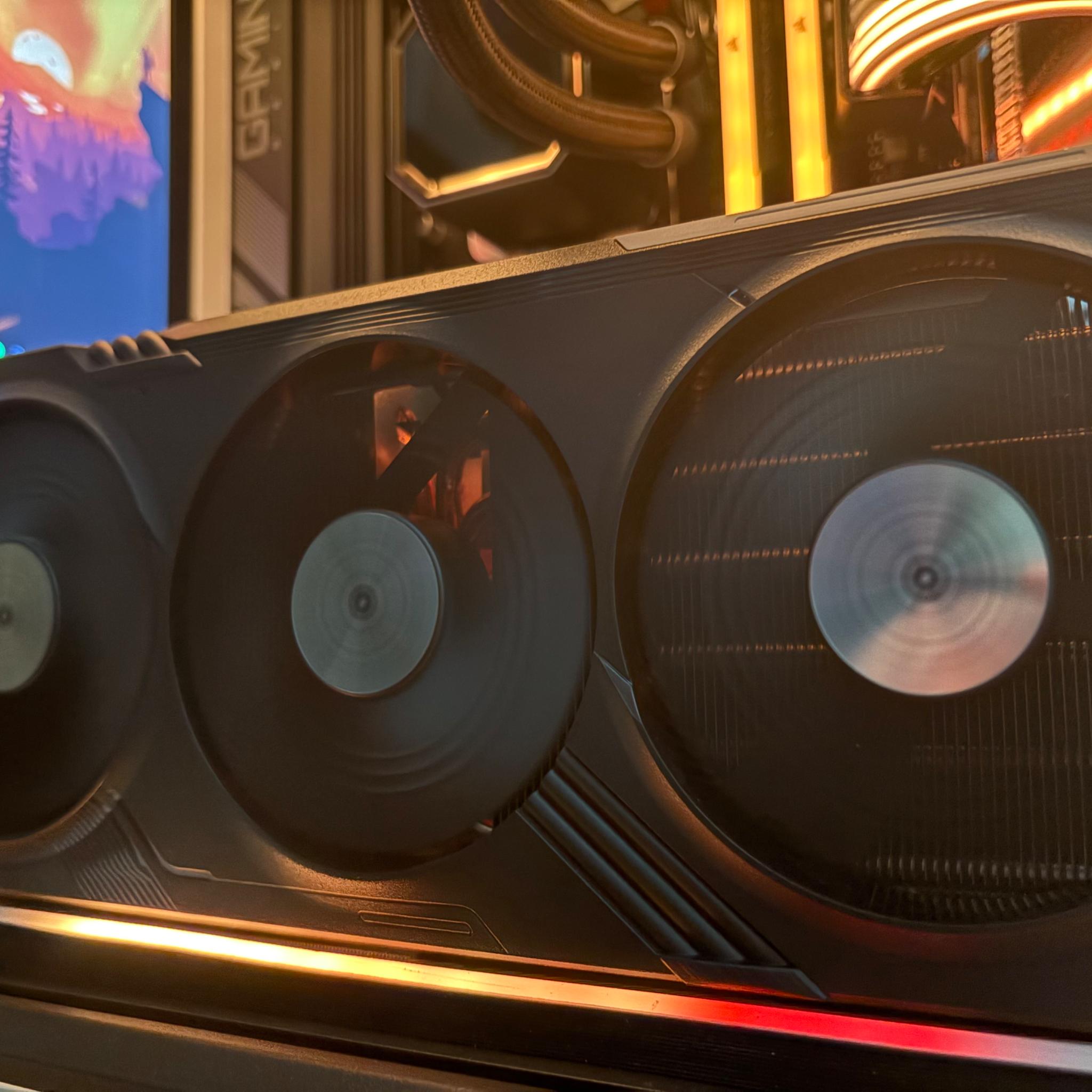 Gigabyte RX 7700XT 12GB