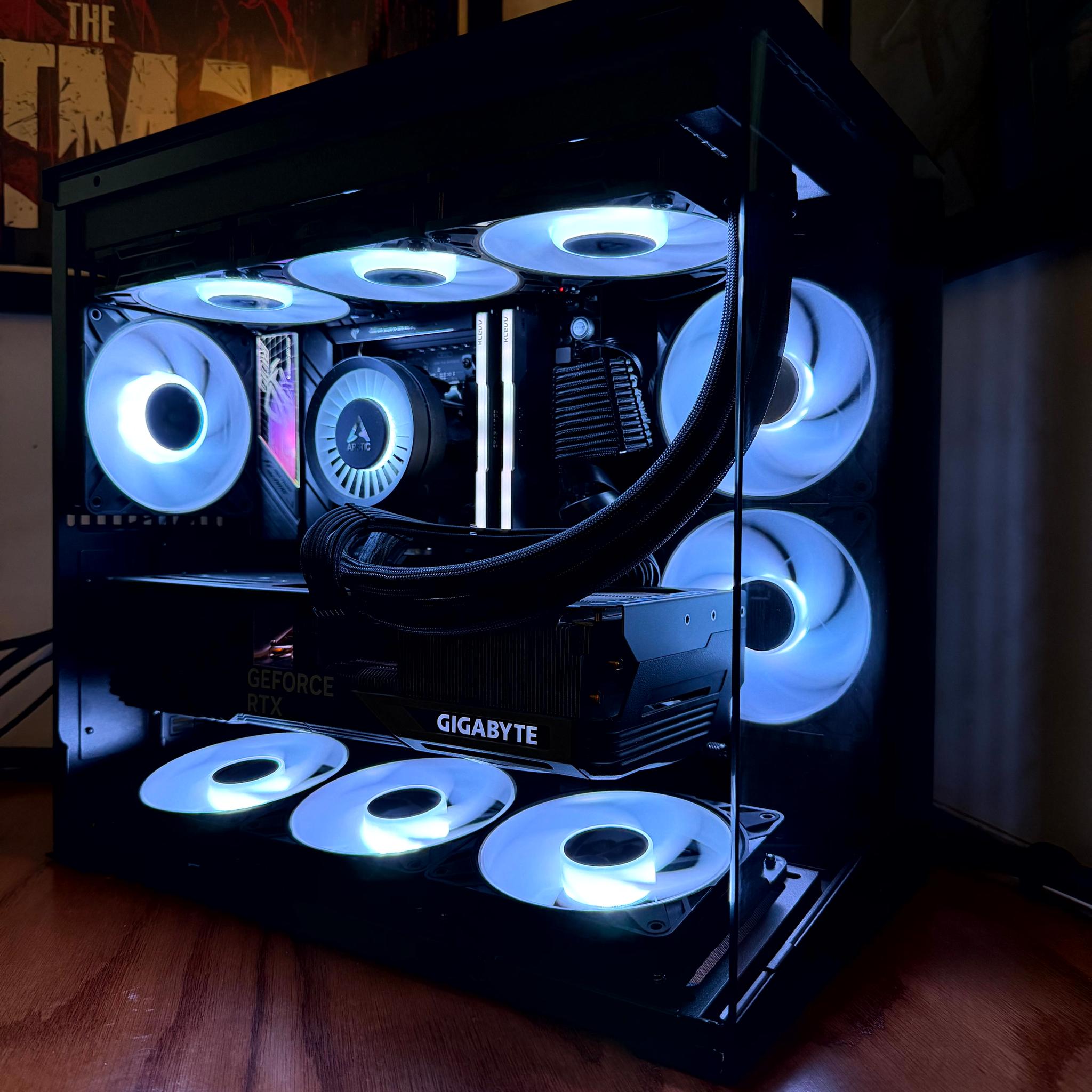 Tveir Hrafnar - RTX 4080 Super OC | Ryzen 9 7900x3d | 32G RAM @6400MT/sec | 4TB Storage | 1000W PSU