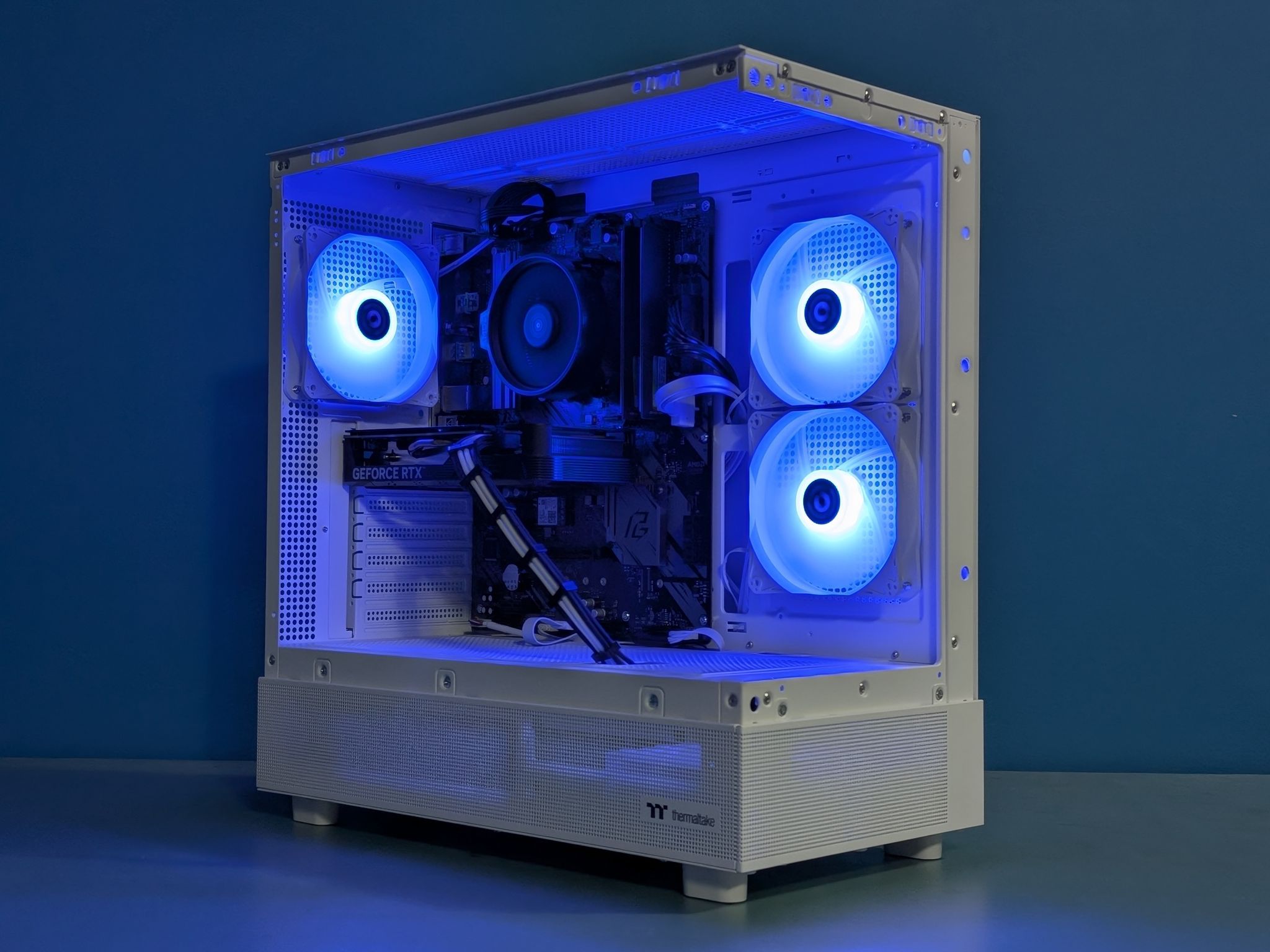 The Panda | RTX 4060 | Ryzen 5 5500 | 16GB RAM | NVMe SSD