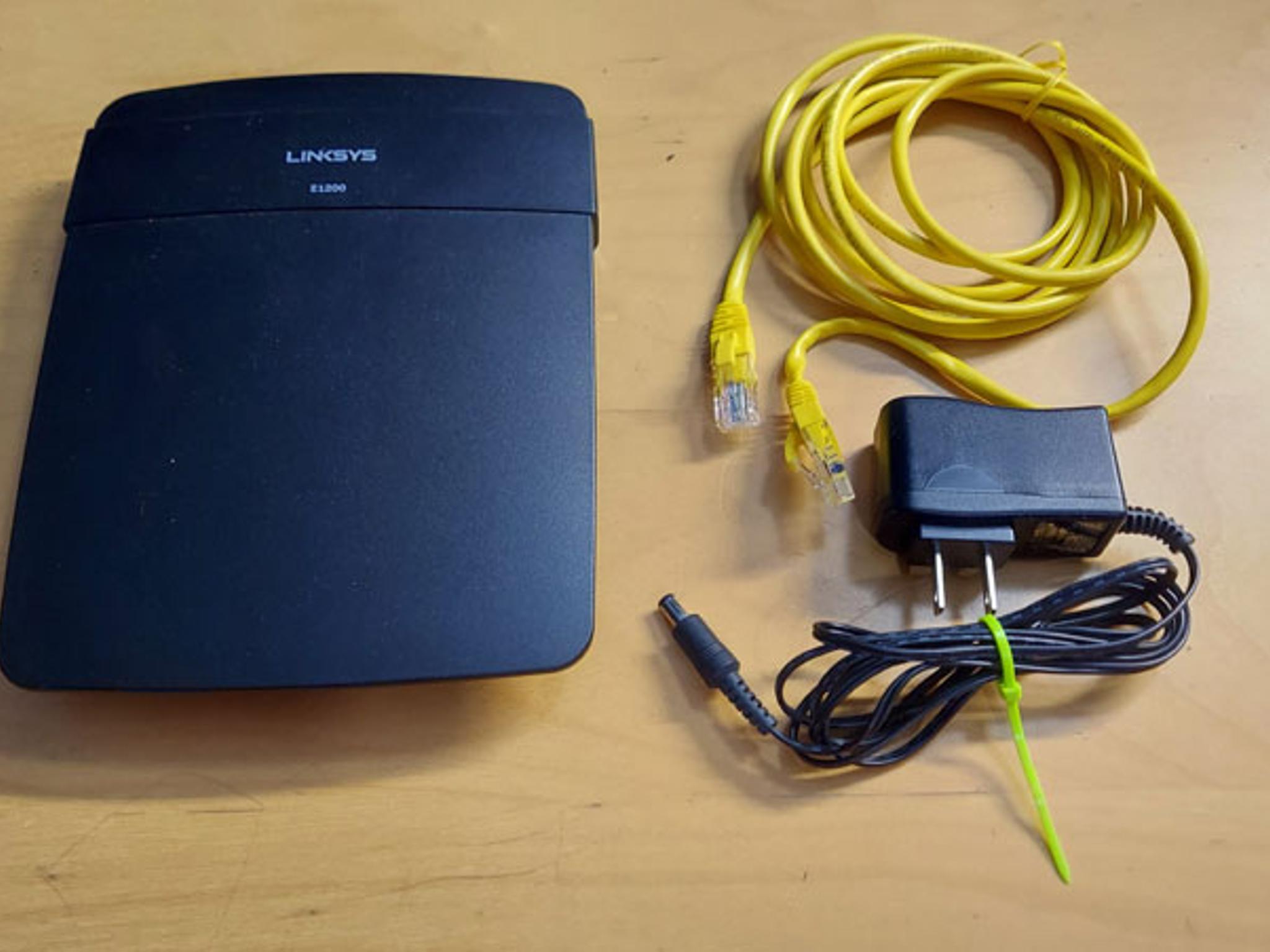 Linksys N300 4 Port 10/100 WiFi Router E1200-NP WIFI 300Mbps * TESTED & WORKING *