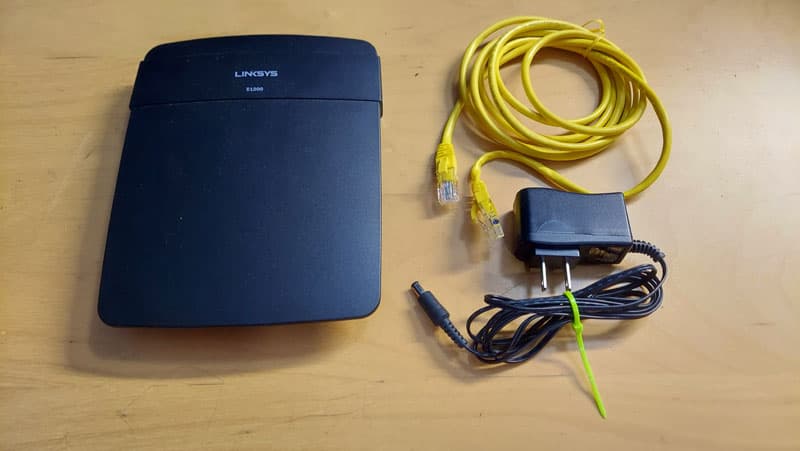 Linksys N300 4 Port 10/100 WiFi Router E1200-NP WIFI 300Mbps * TESTED & WORKING *