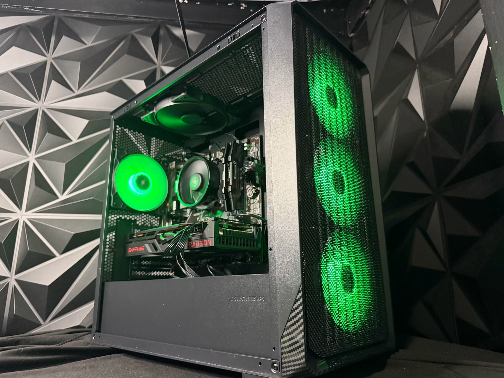 🖤⚡ DARK FIBER ⚡🖤Ryzen 5 5500| RX 6700XT 12 GB | 16 GB DDR4| 512 NVMe| 650W PSU