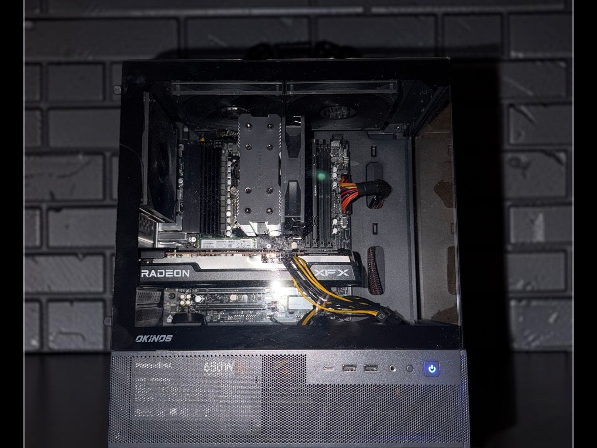 ONYX GAMING PC | R5 7500X3D | RX 6600 XT | 16GB DDR5 | 1TB NVME m.2