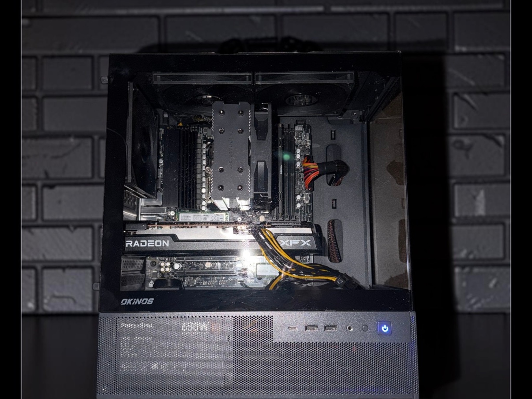 ONYX GAMING PC | R5 7500X3D | RX 6600 XT | 16GB DDR5 | 1TB NVME m.2