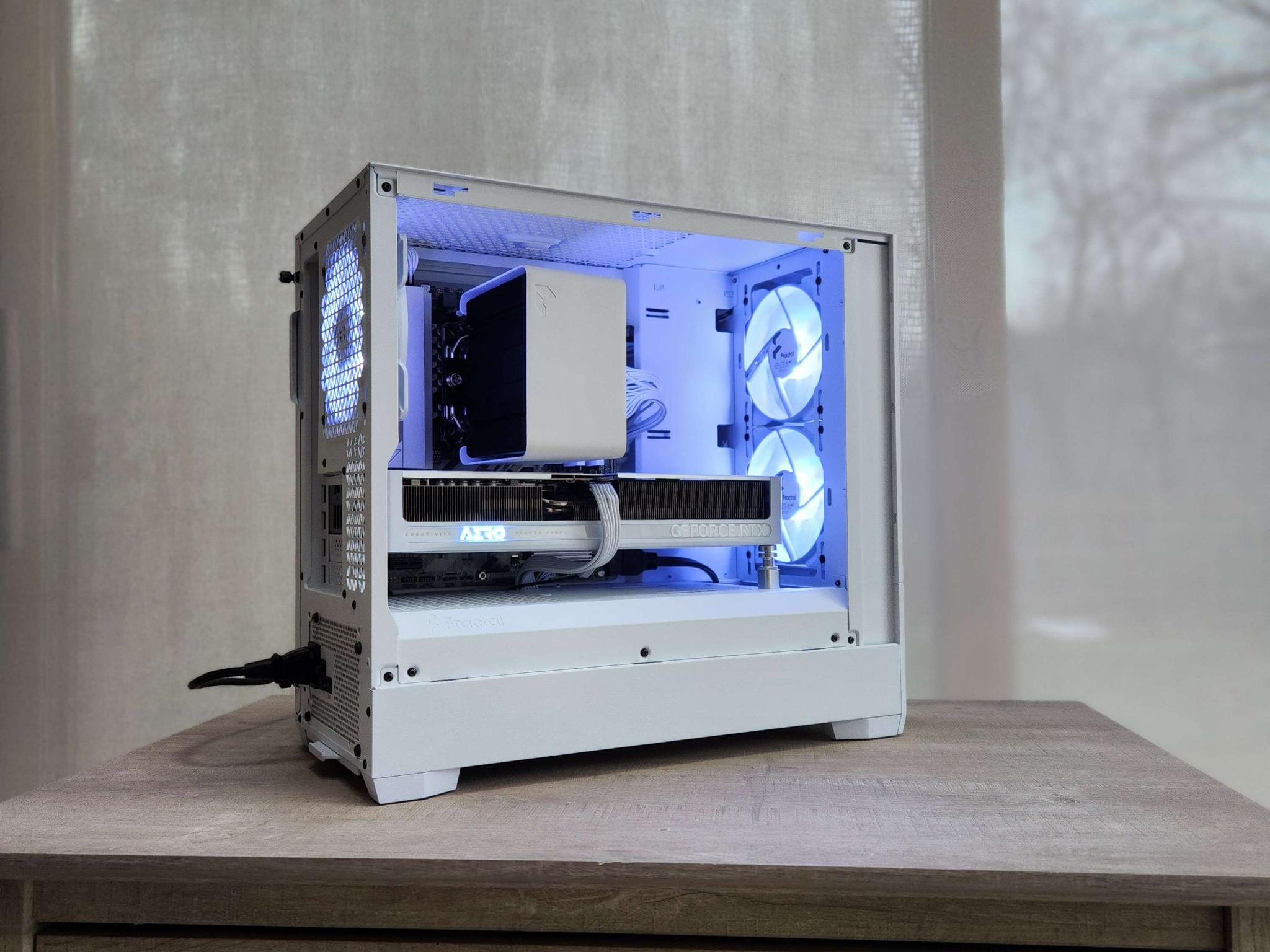 🍀RTX 5070 | Ryzen 7 7700X | 32GB DDR5 | 2TB NVMe | WiFi | Windows 11