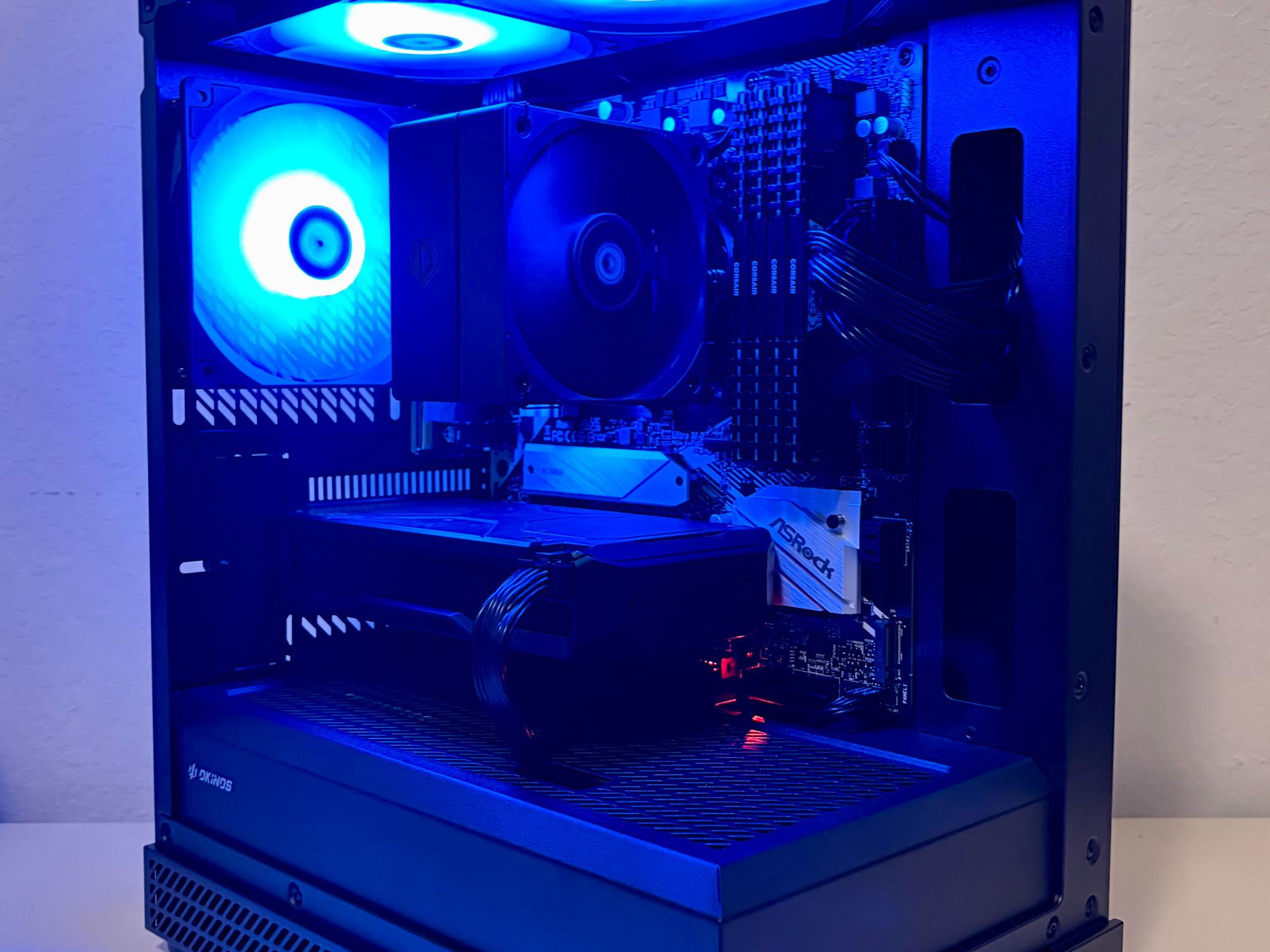 AMD 3700x | AMD RX 7600 8gb | 32GB DDR4 |