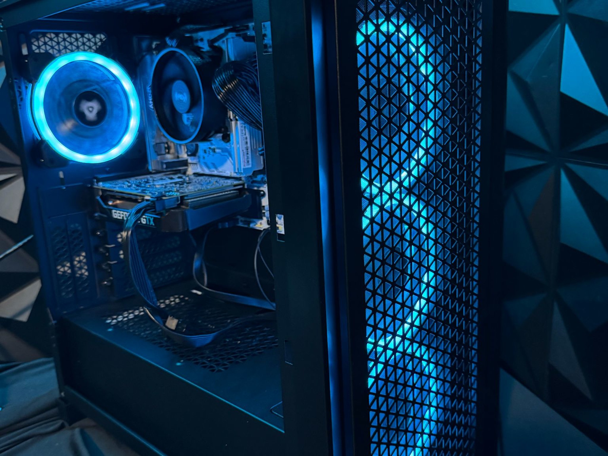 💰 Budget Baddie 1660 💀🔥 Ryzen 2600| GTX 1660Super| 16 GB DDR4 |1.75 TB Storage