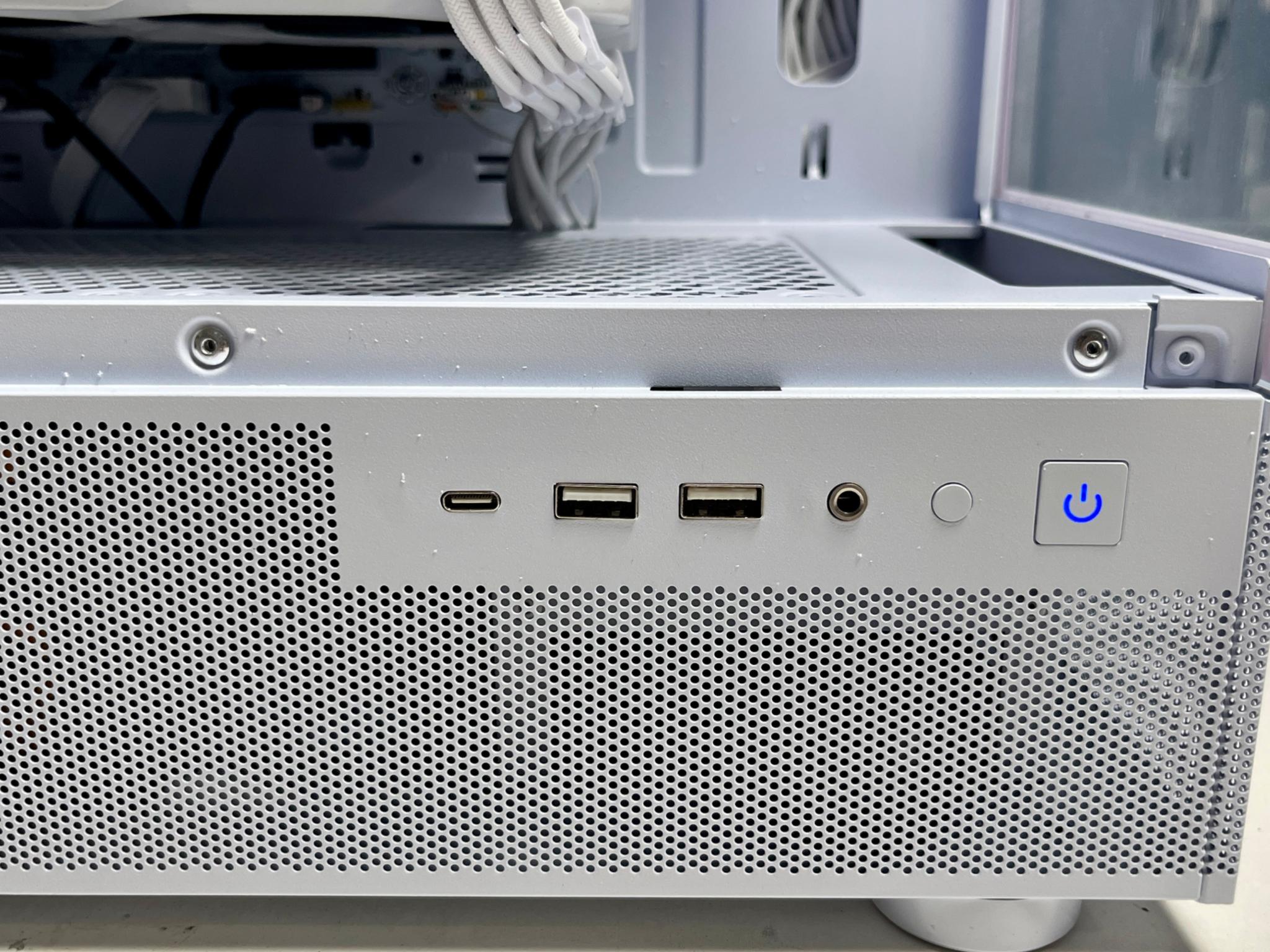 ⚪️⚪️ | RTX Gaming PC | Ryzen 7 2700x + RTX 2060 6GB | 16GB