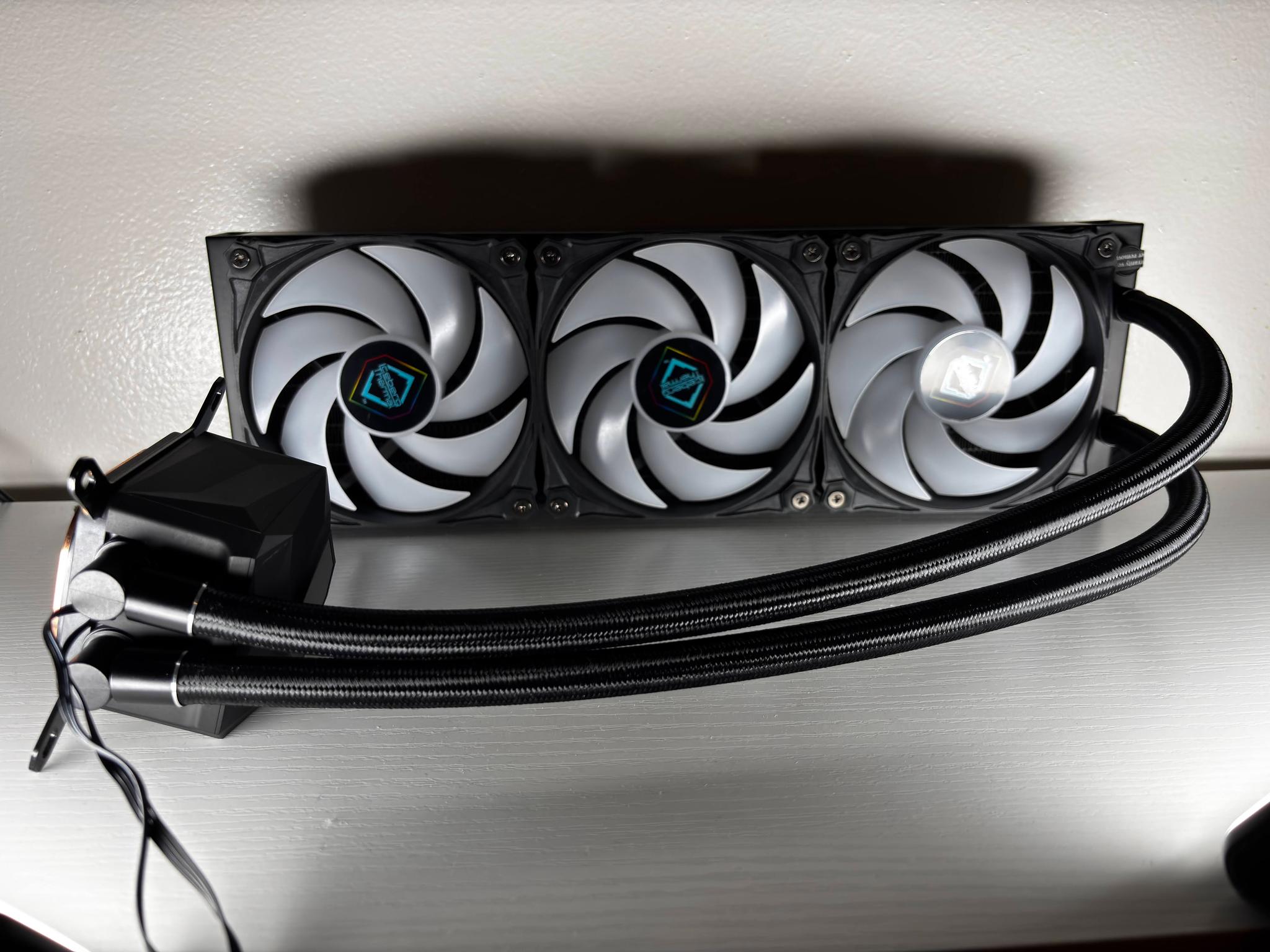 Iceberg Thermal Liquid RGB CPU Cooler/AIO - Supports AMD & Intel - IceFLOE OASIS 360 76.74 CFM