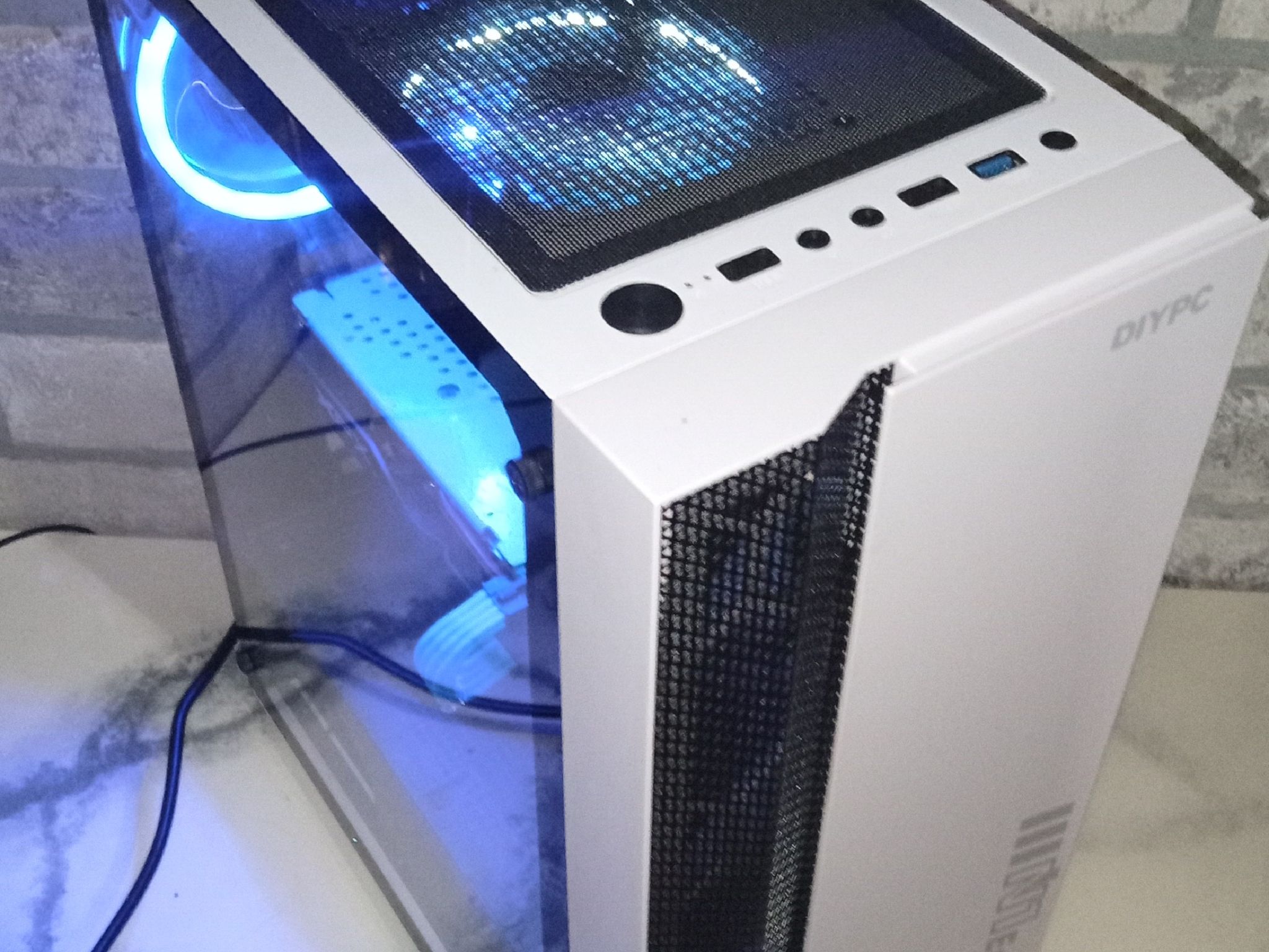 DeskTop Computer-i7 3770-16gb Ram-Rx 570 4g-512 SSD HD-700W PSU-6 120MM CASE FANS-WIN 11 PRO