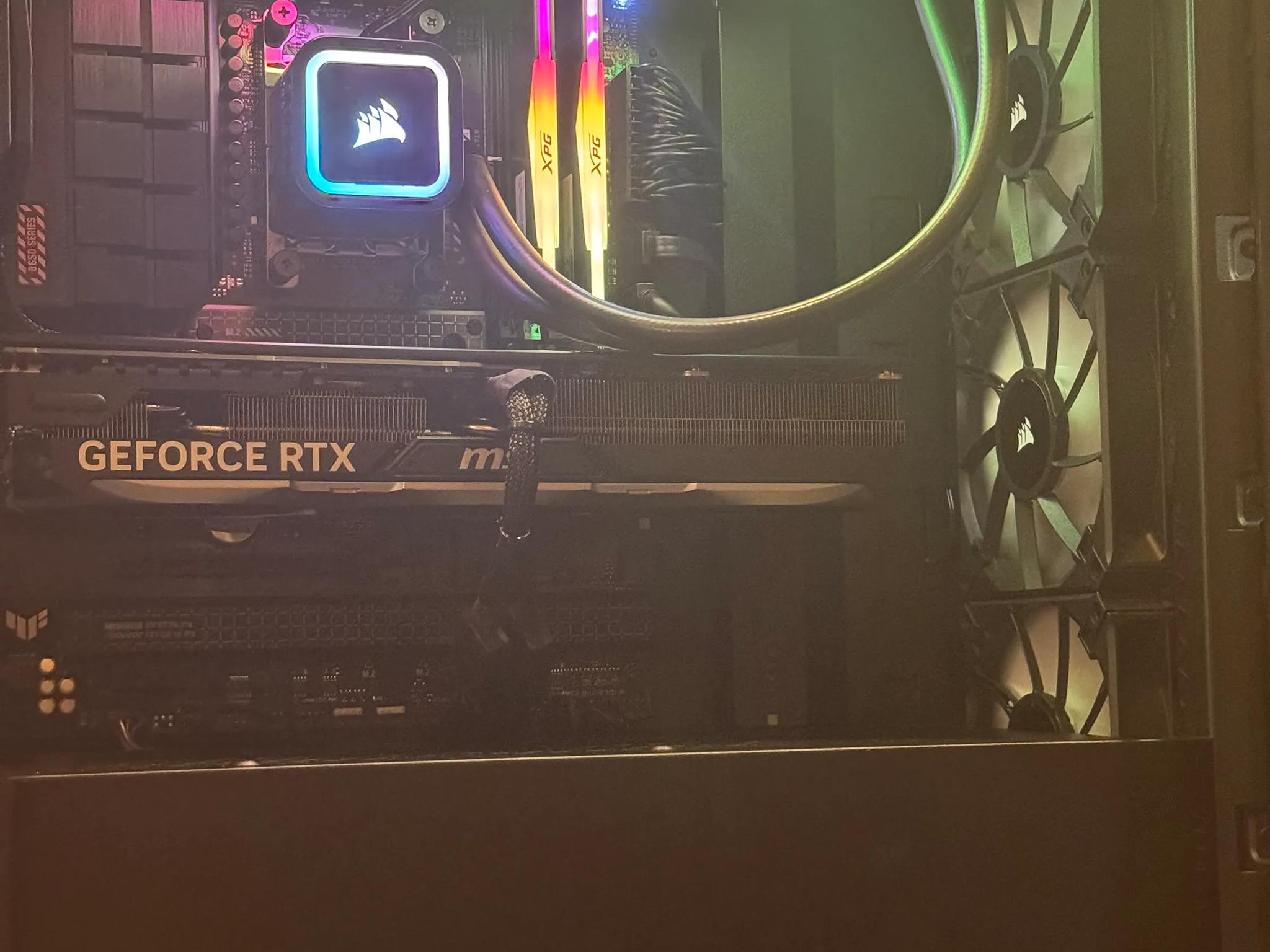 (New) Ryzen 7700x/4070ti gaming editing streaming pc