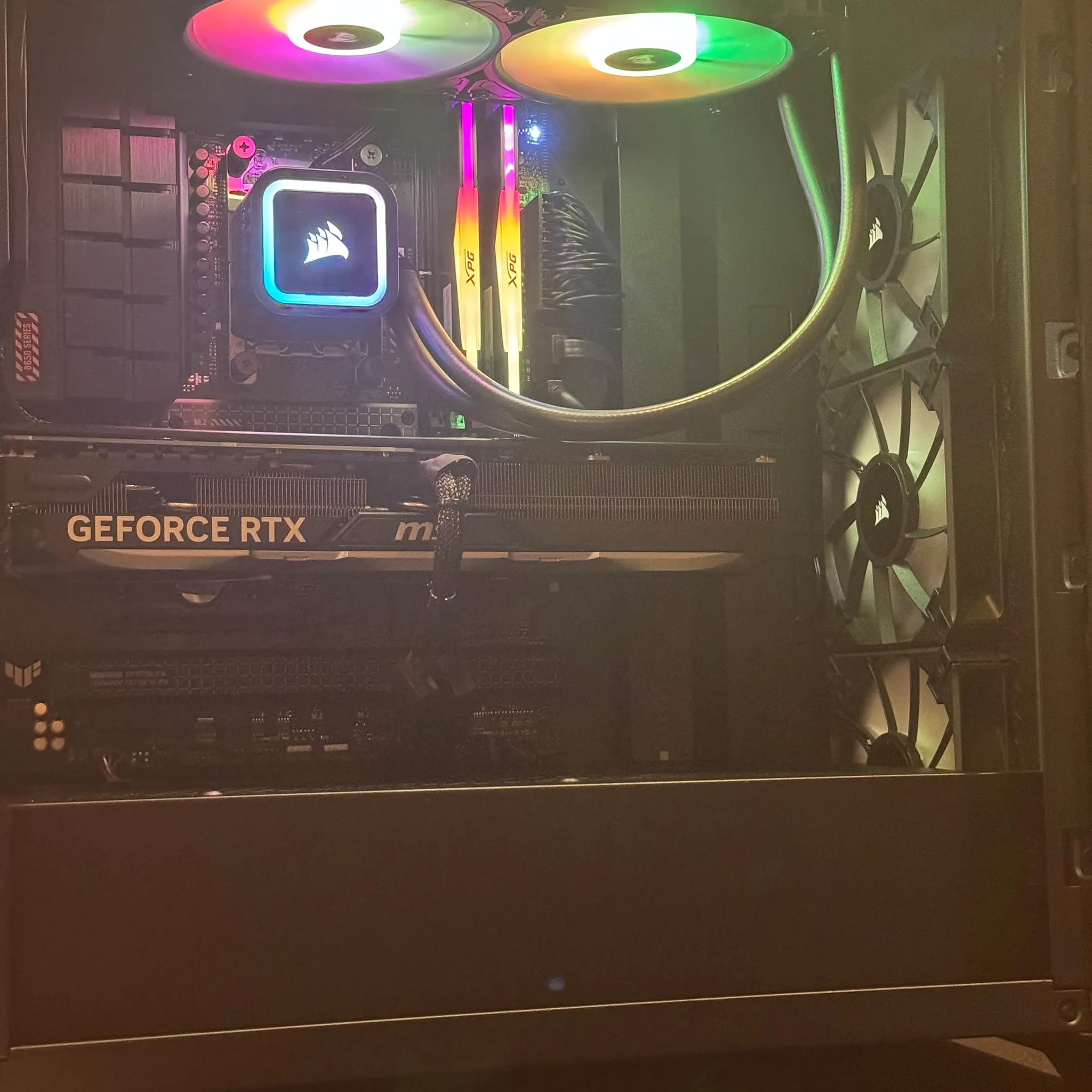 (New) Ryzen 7700x/4070ti gaming editing streaming pc