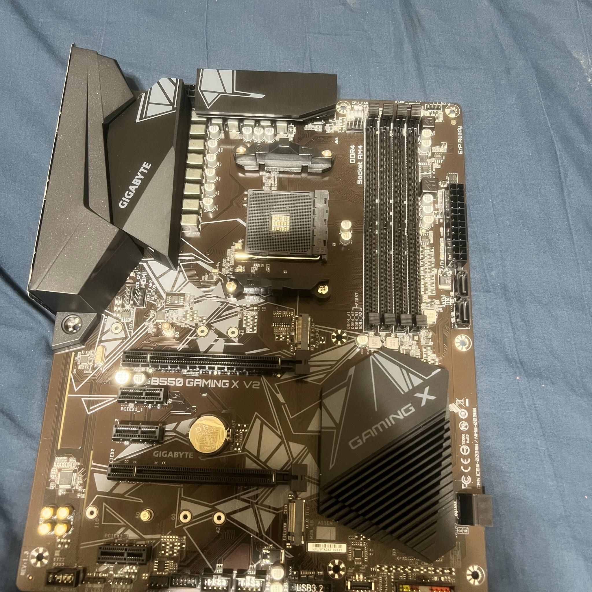 GIGABYTE B550 GAMING X V2