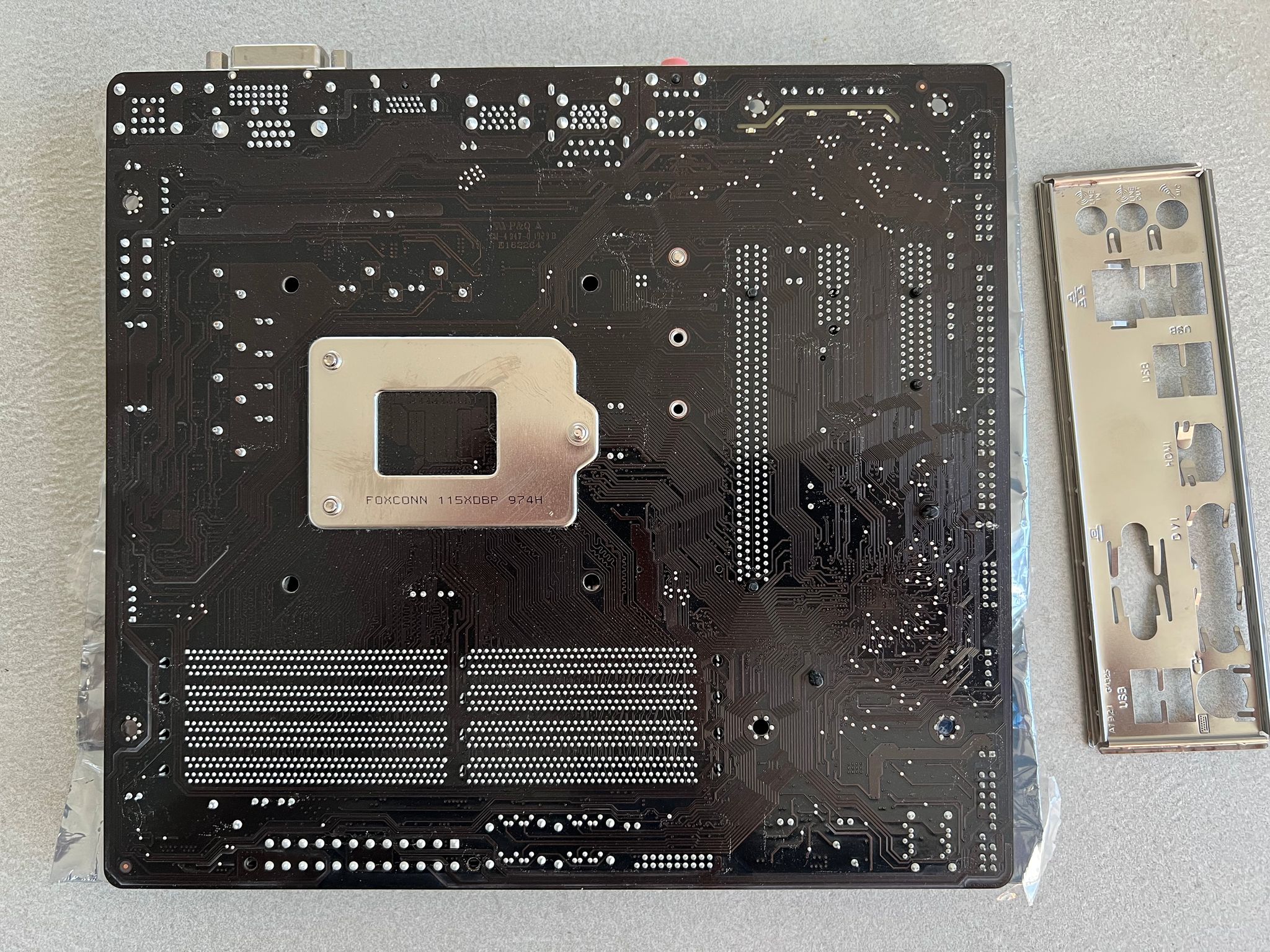 Gigabyte B365M DS3H WIFI Intel B365 1151 LGA MicroATX M.2 Desktop Motherboard