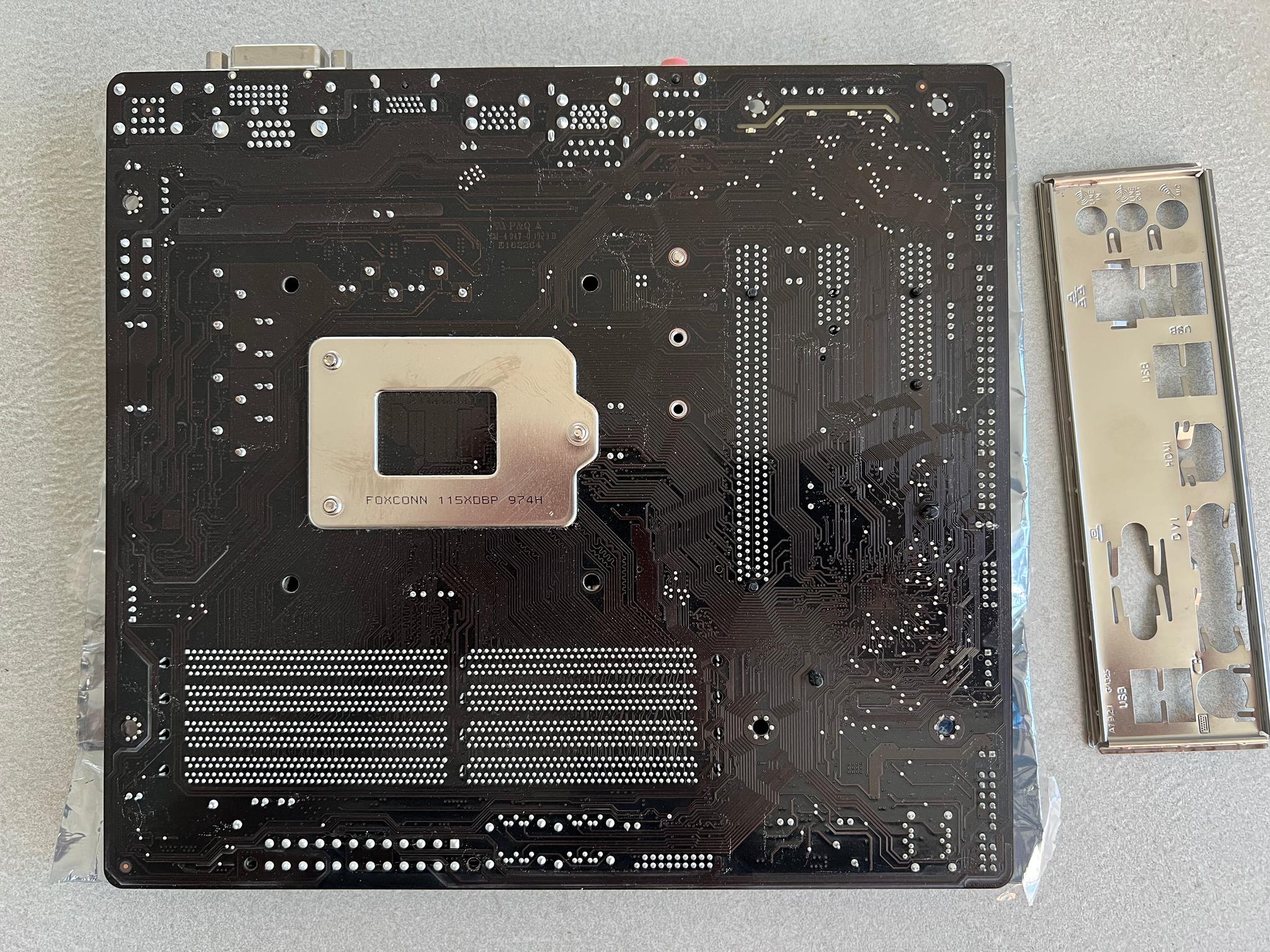 Gigabyte B365M DS3H WIFI Intel B365 1151 LGA MicroATX M.2 Desktop Motherboard