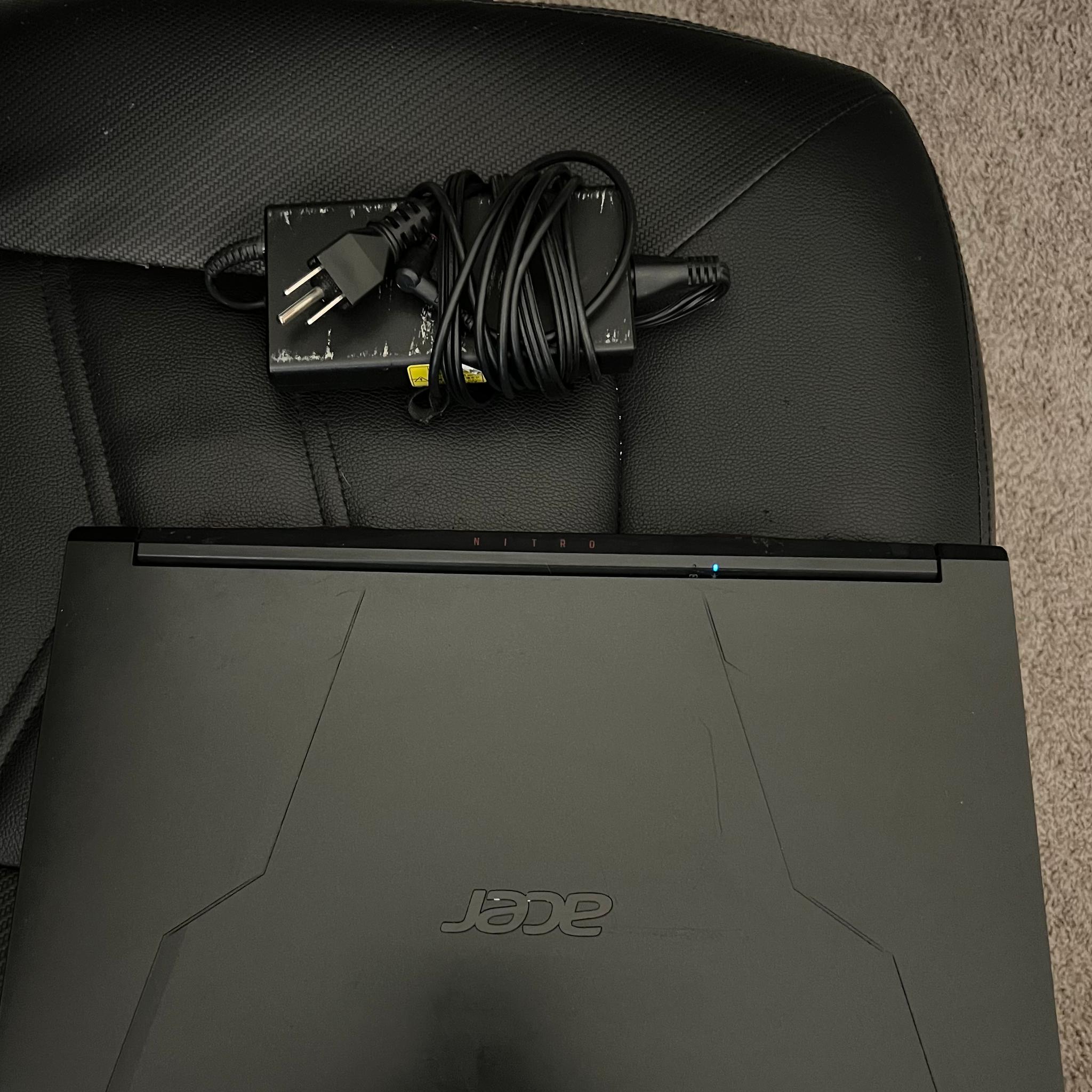 Acer nitro 5 (RTX 3050 TI6
