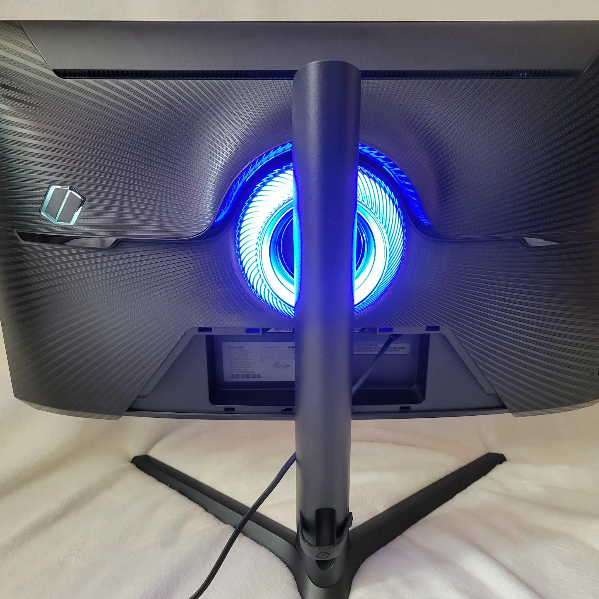 28” Odyssey G70B 4K UHD IPS 144Hz 1ms with G-Sync Gaming Monitor