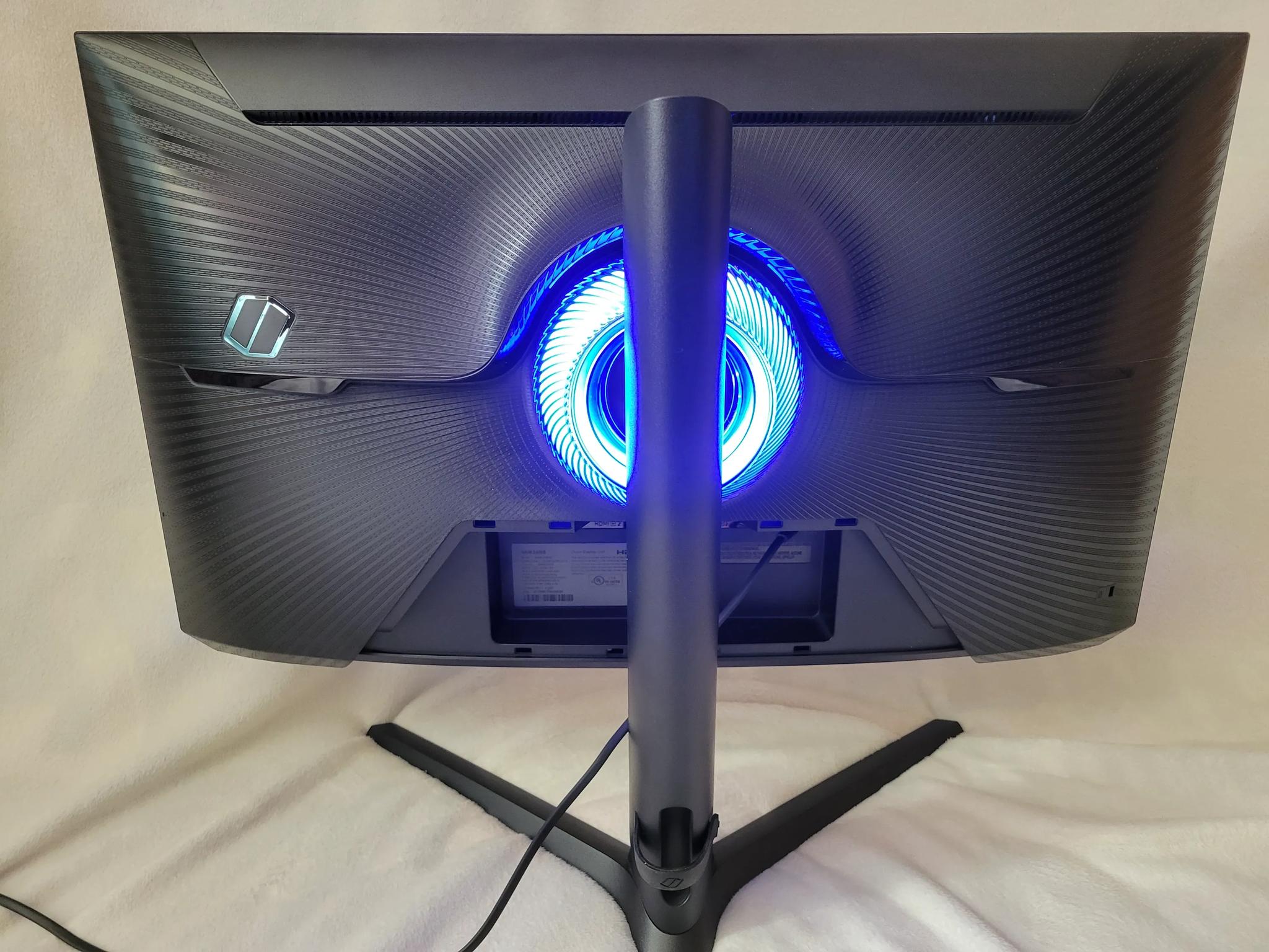 28” Odyssey G70B 4K UHD IPS 144Hz 1ms with G-Sync Gaming Monitor