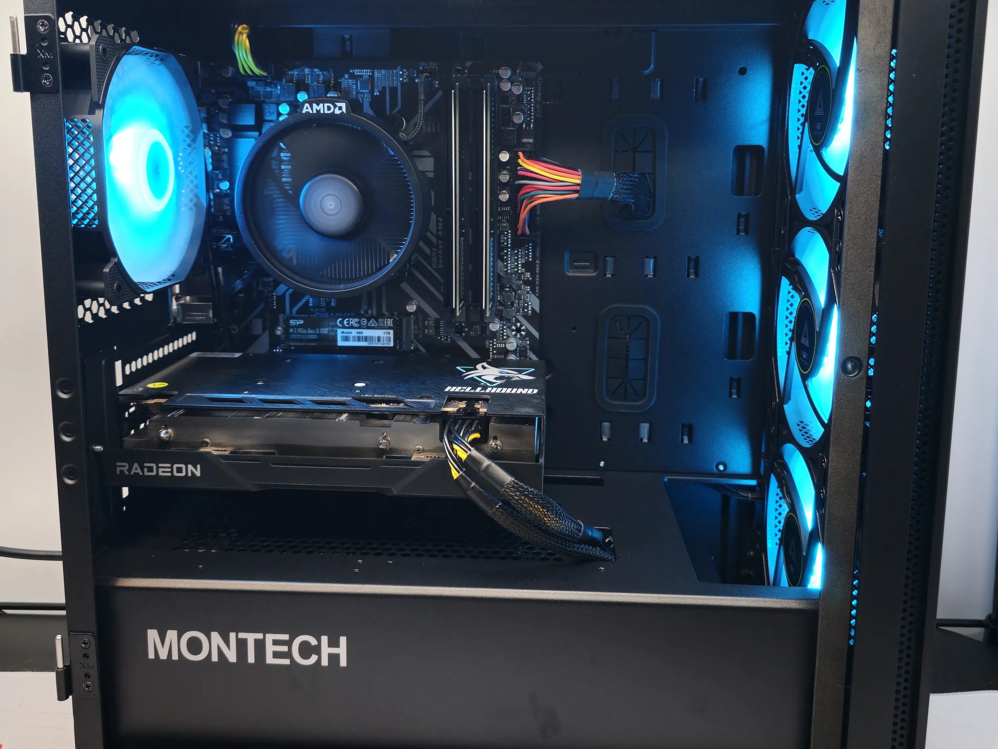 Budget Baller Gaming RIG Ryzen 5 3600 / 16GB DDR4/ 1TB SSD / RX570X